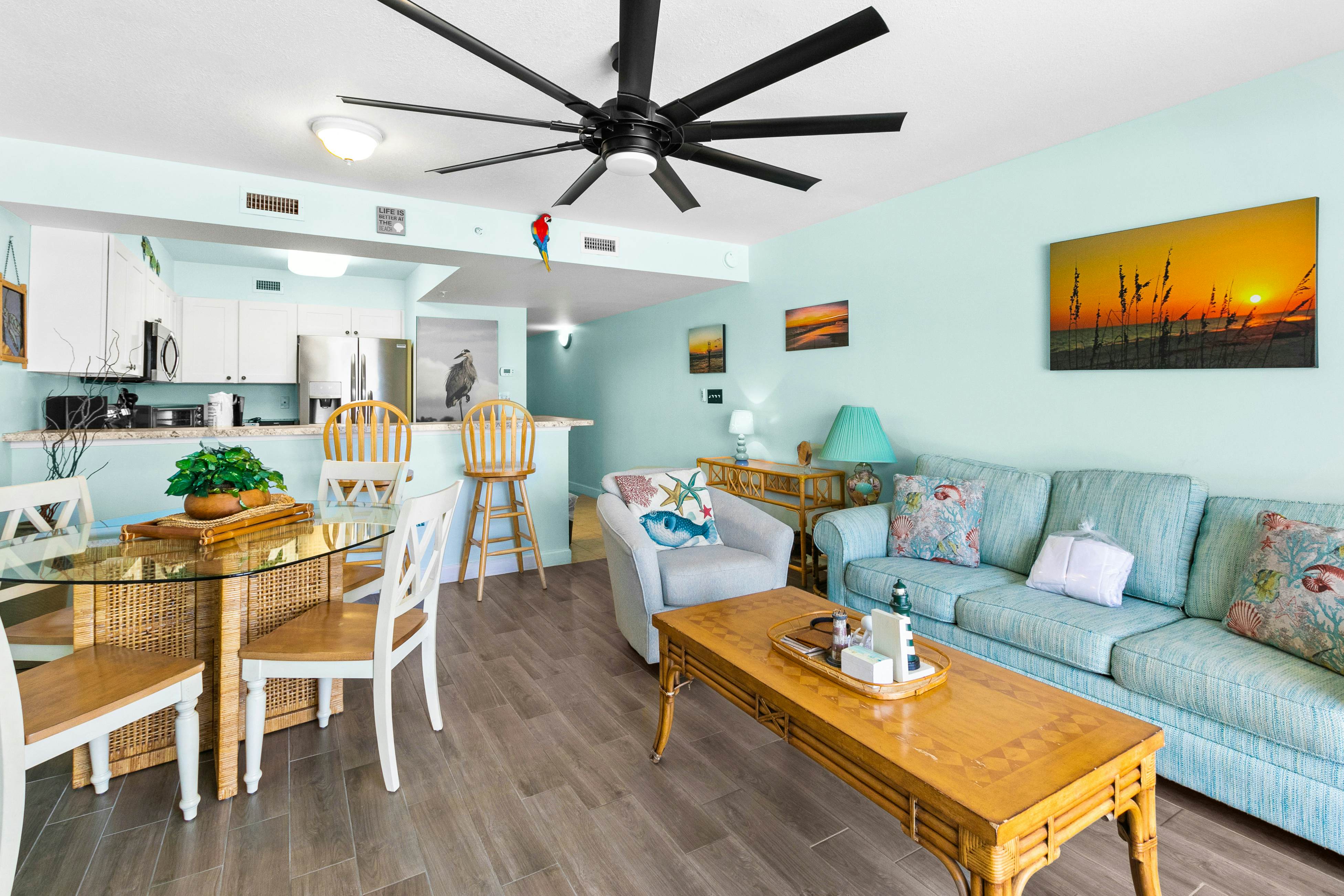 Pelican Isle Condos on Okaloosa Island in Fort Walton Beach | Vacasa