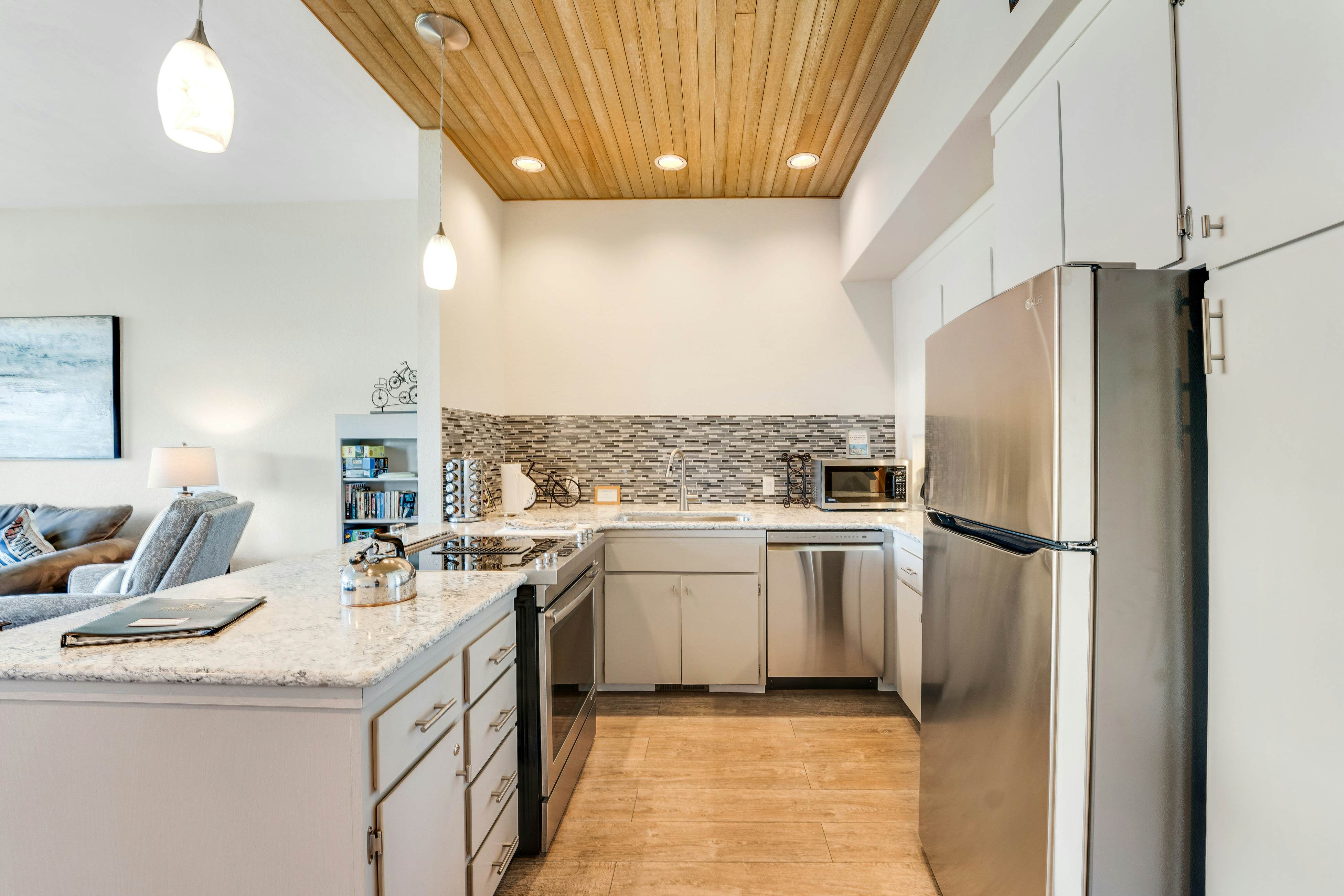 Lake Chelan Shores - Sweet Retreat  #3-3