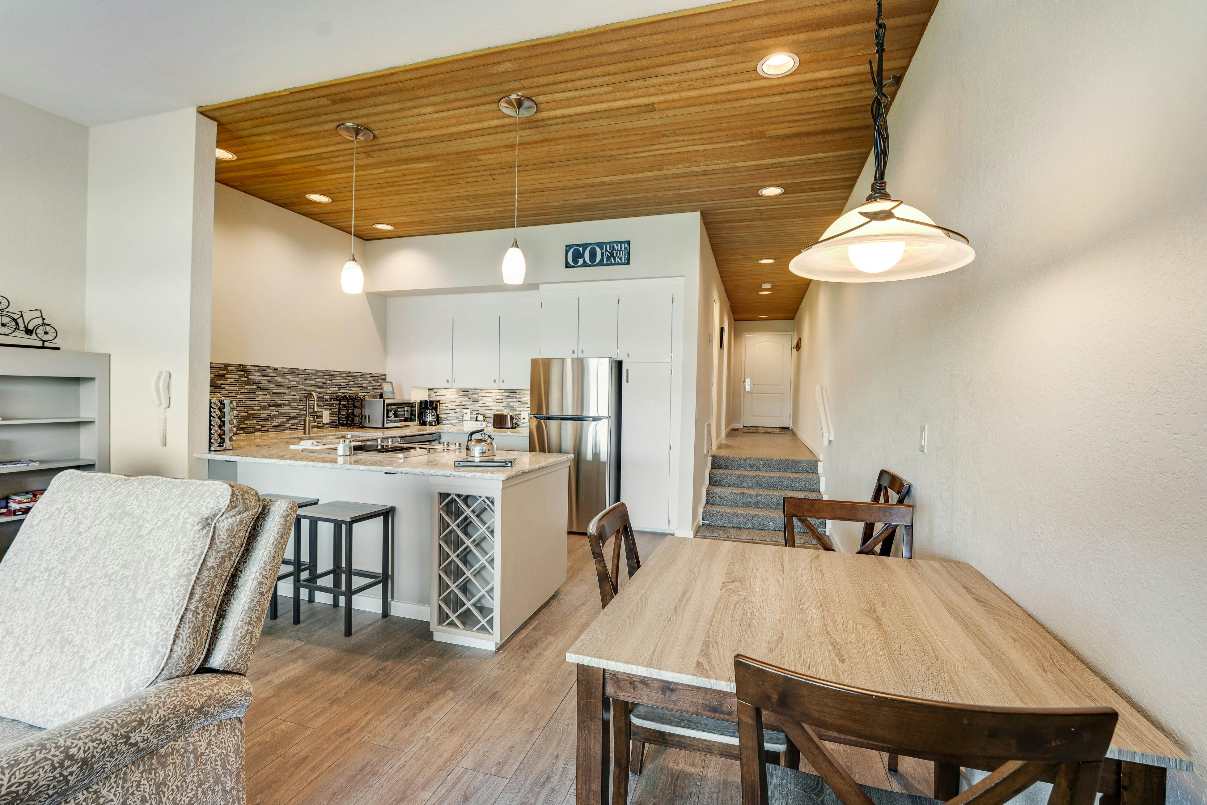 Lake Chelan Shores - Sweet Retreat  #3-3