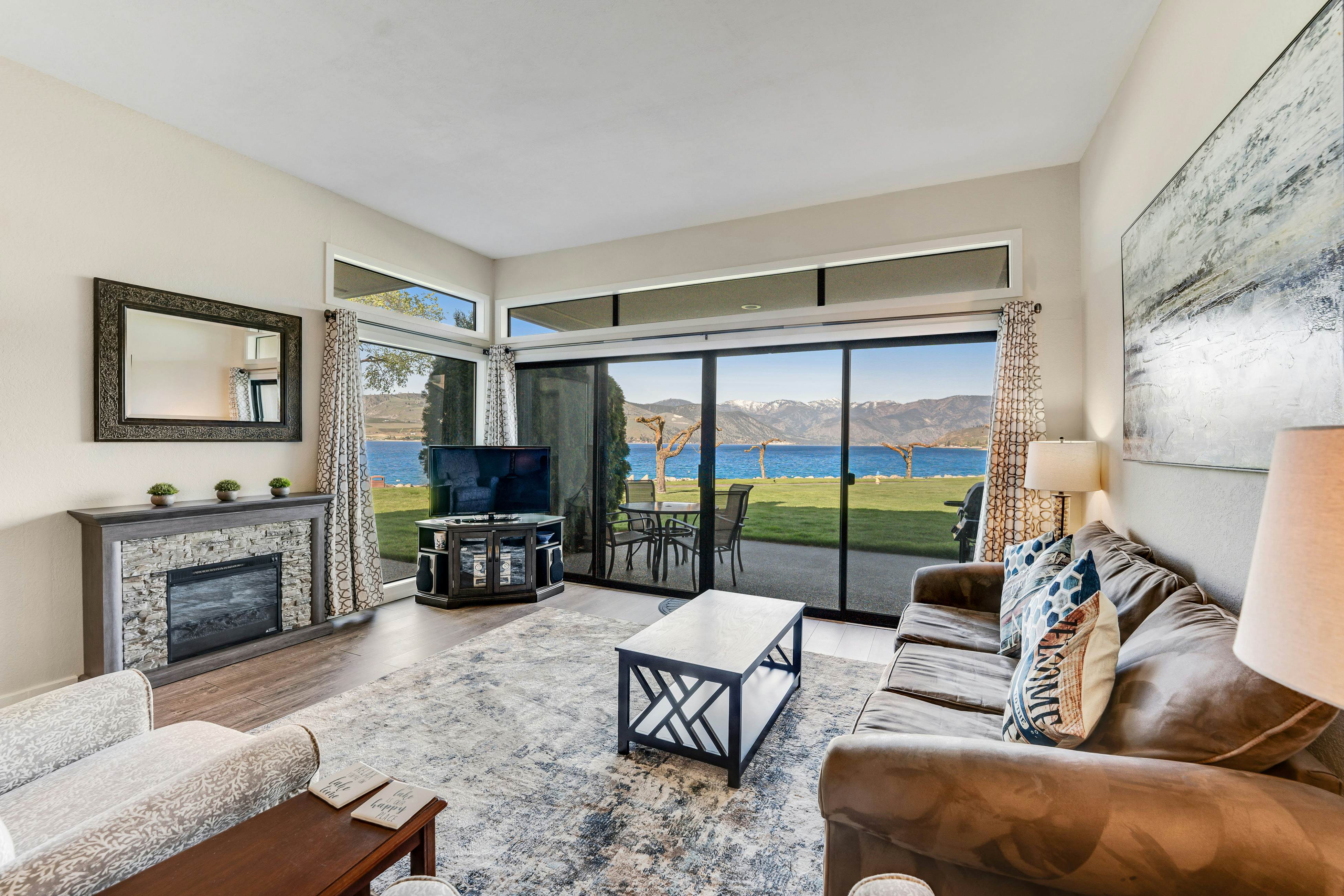 Lake Chelan Shores Rentals Chelan Condo Rentals Vacasa