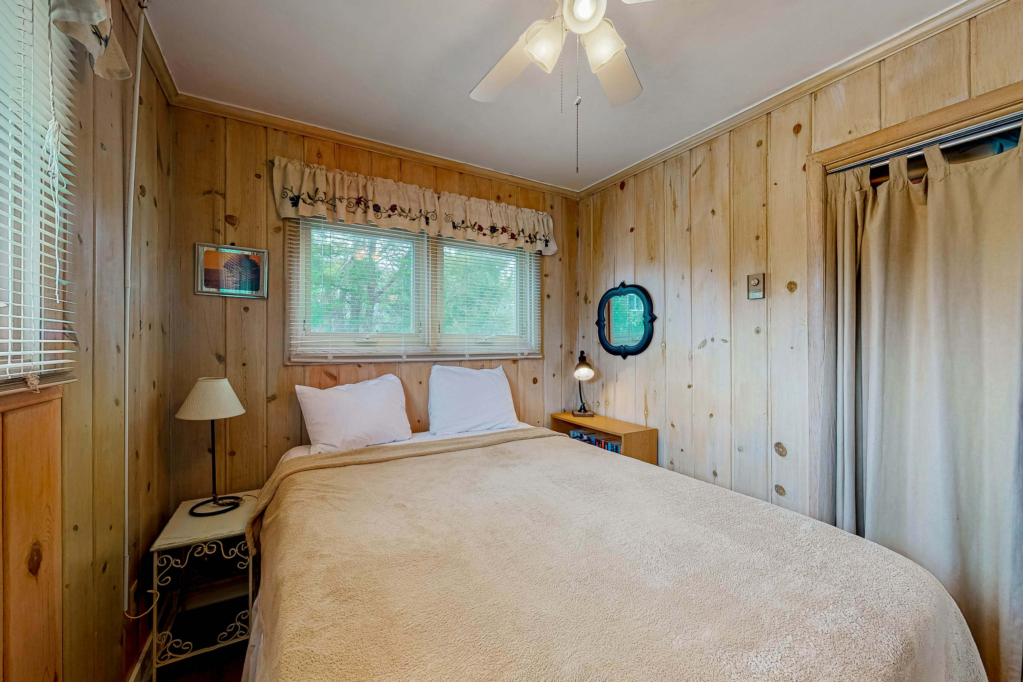 Tower Shores 39575 Admiral Rd. 1 2 BD Bethany Beach, DE Vacation