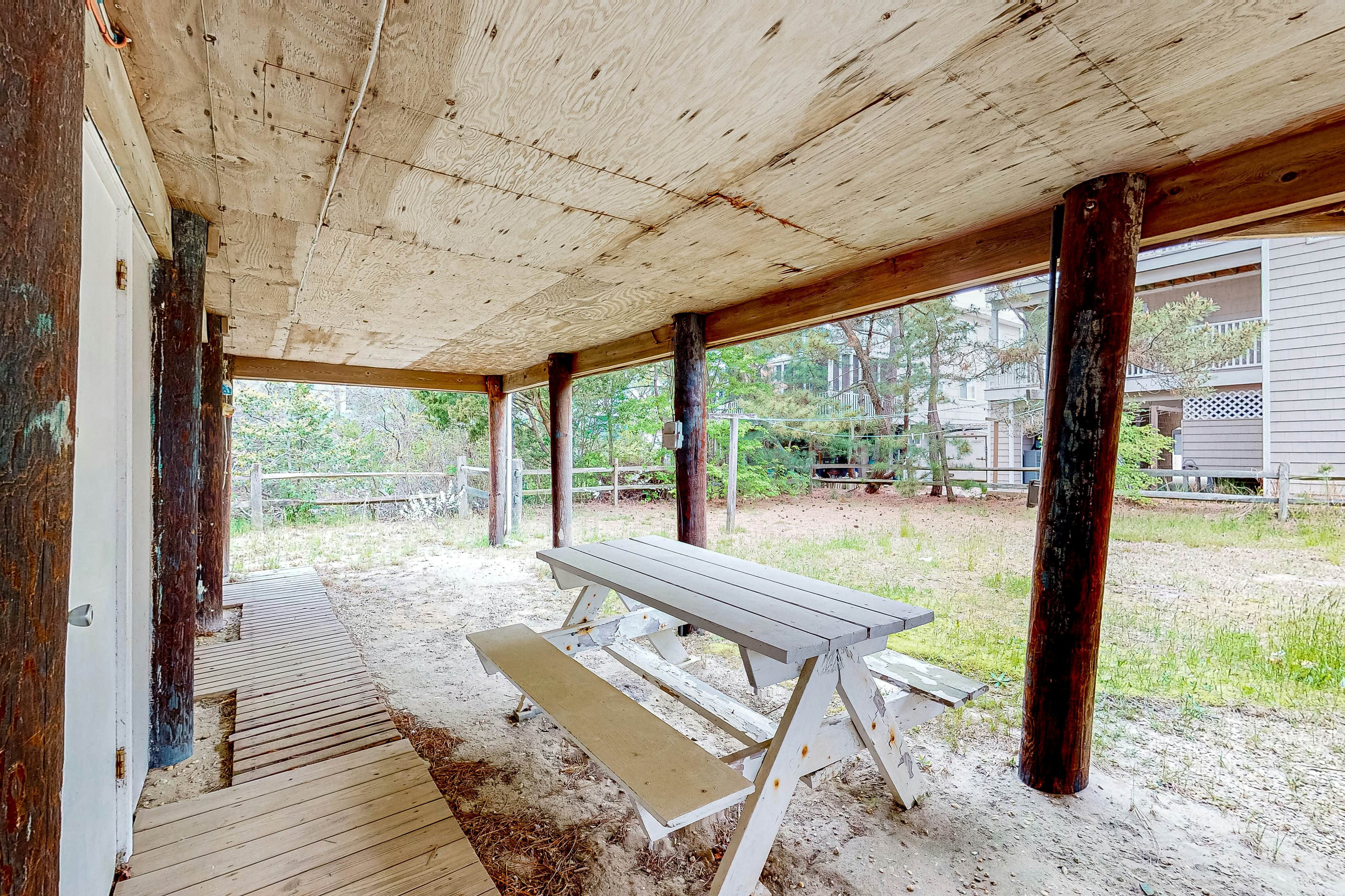 Tower Shores 39575 Admiral Rd. 1 2 BD Bethany Beach, DE Vacation