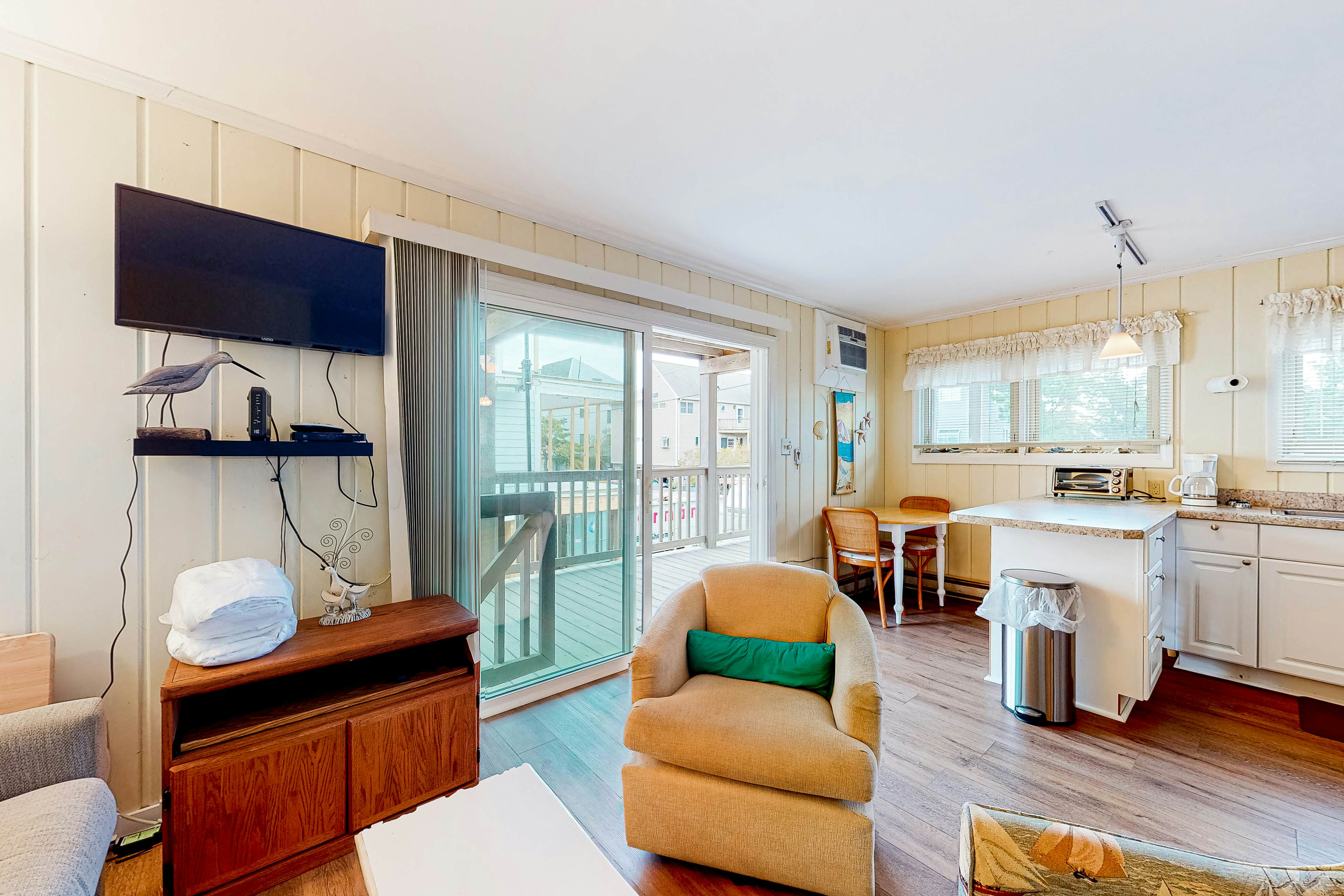 Tower Shores 39575 Admiral Rd. 1 2 BD Bethany Beach, DE Vacation