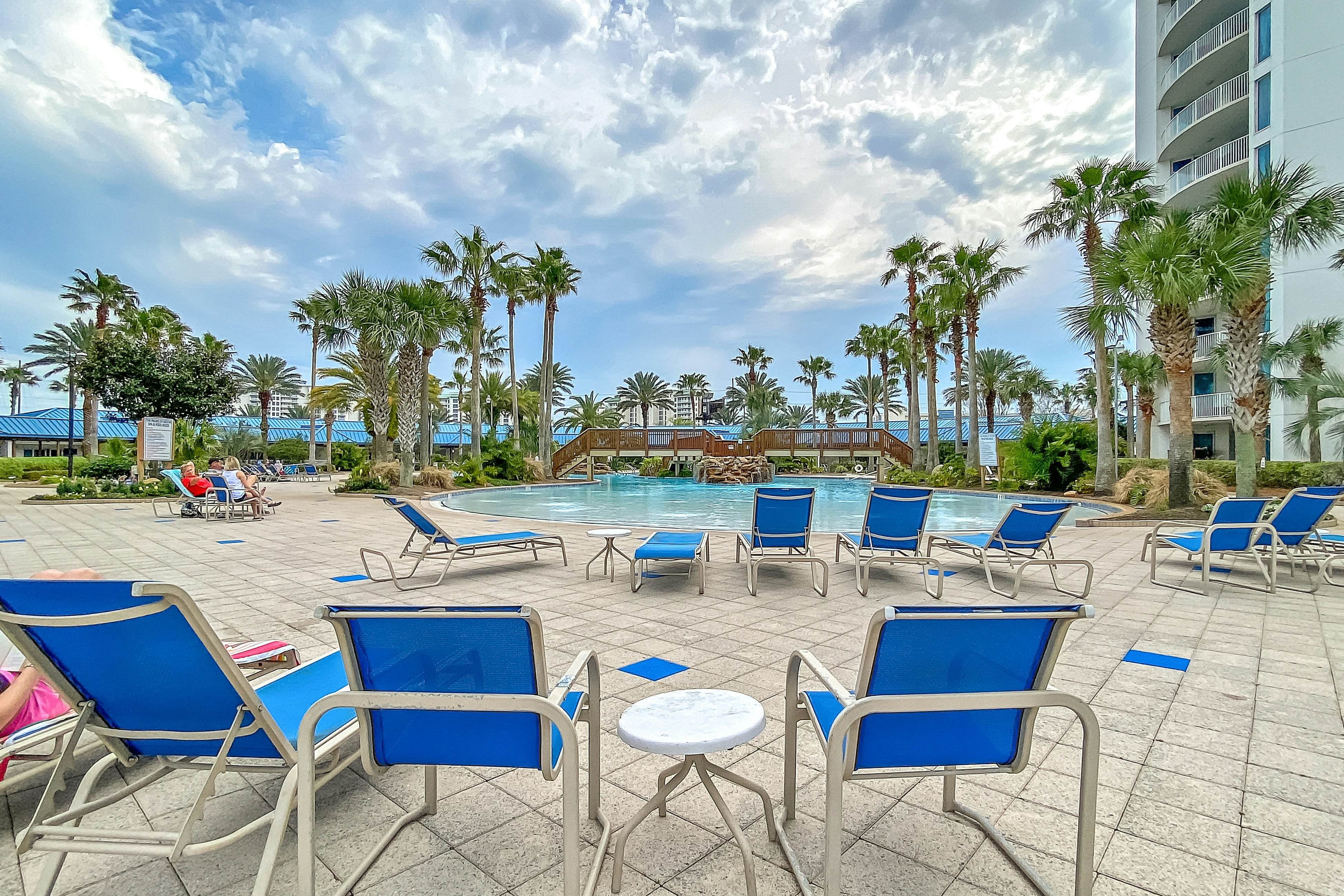 Palms of Destin 1805