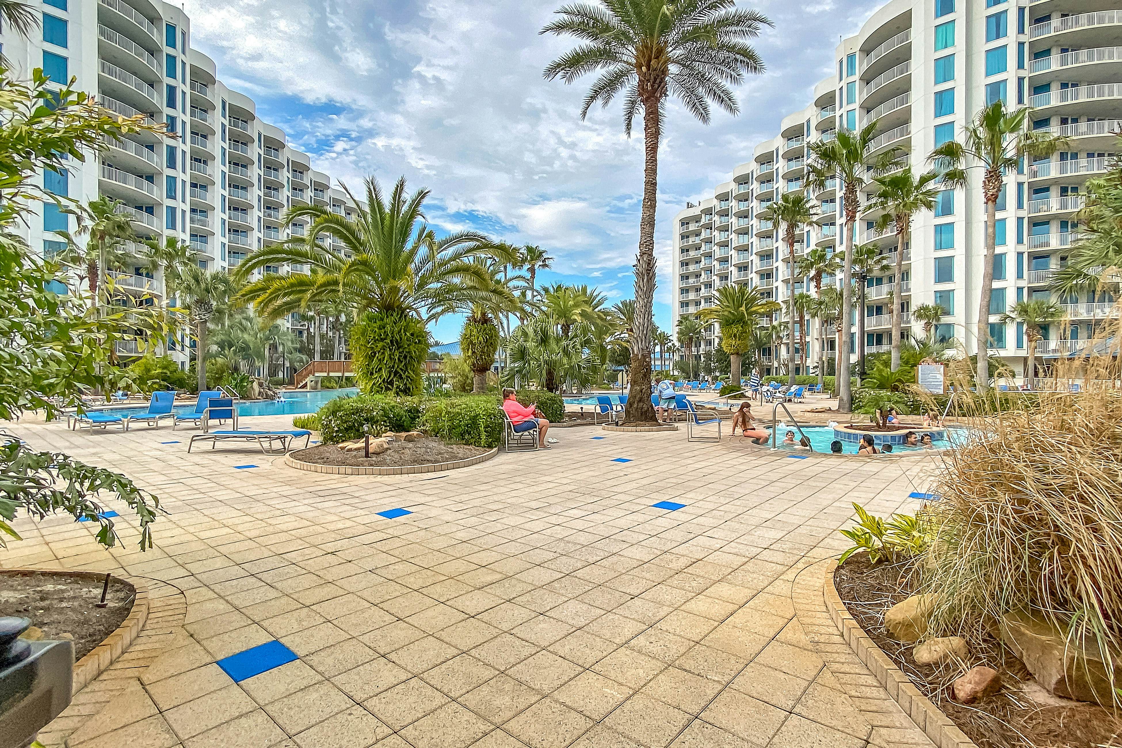 Palms of Destin 1805