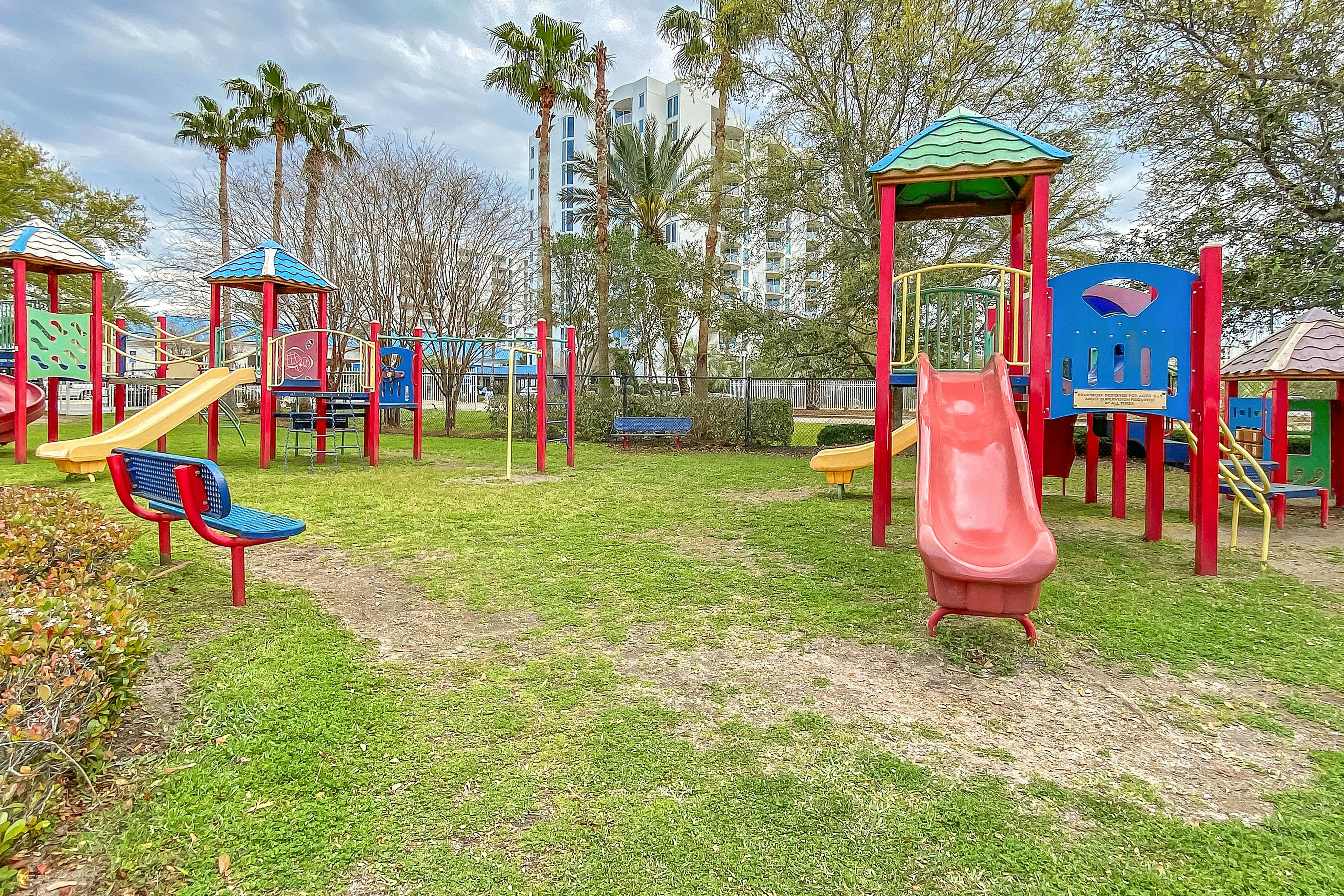 Palms of Destin 1805