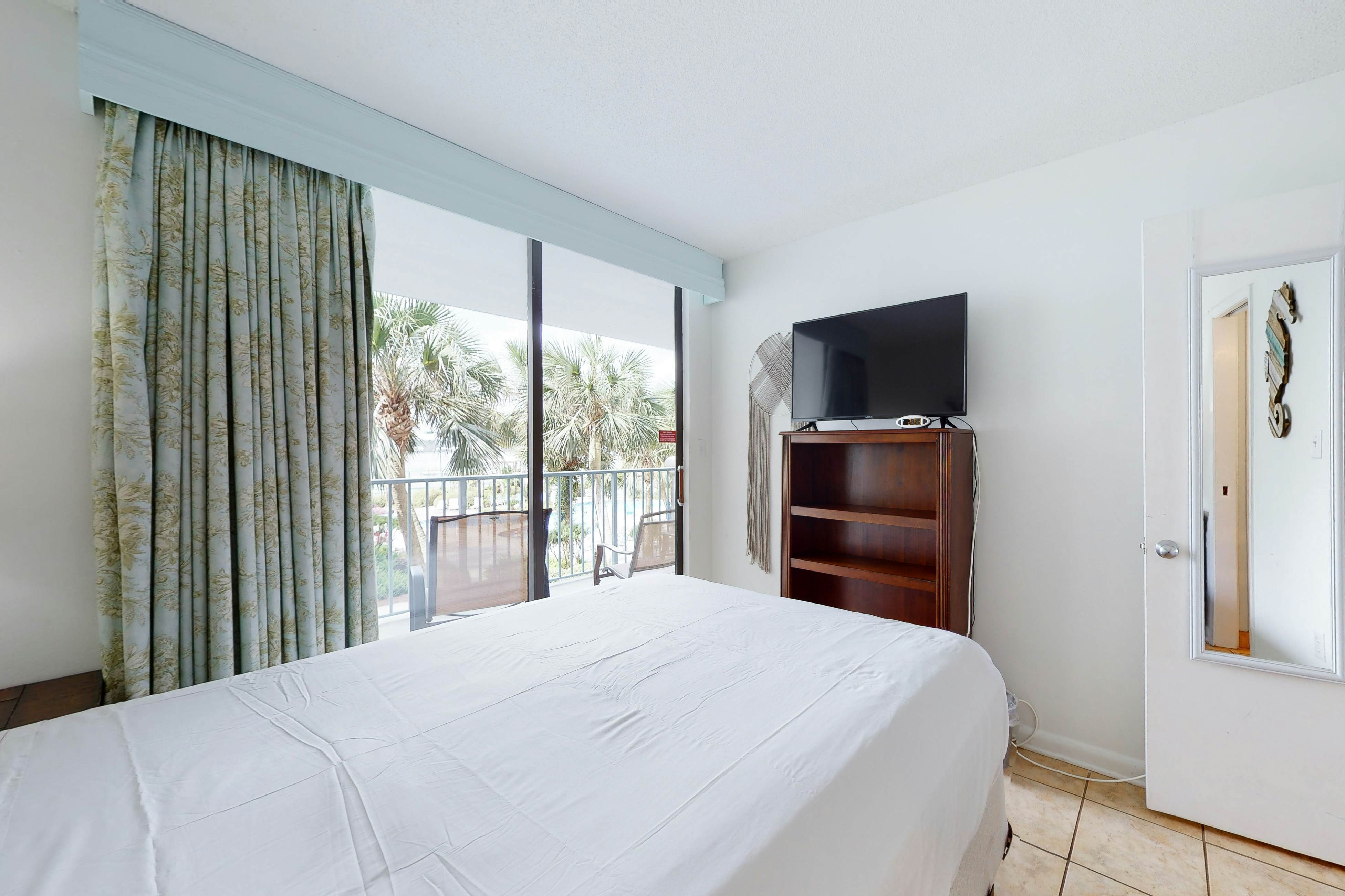 Gulf Shores Surf & Racquet Club 207A