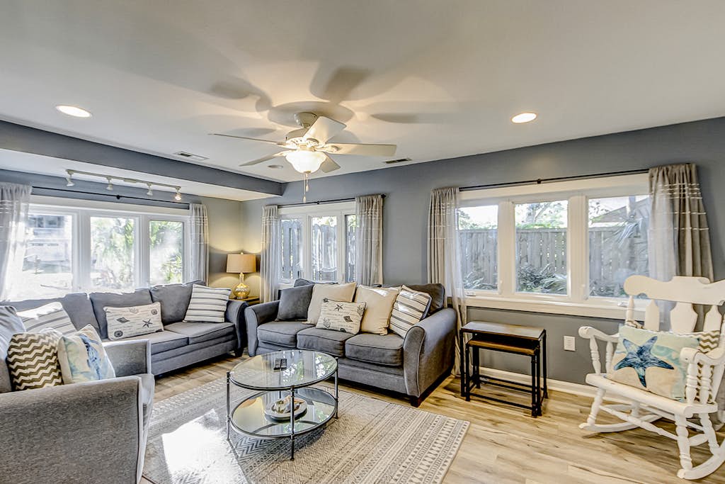 Charming Ranch Home with Large Backyard & Upgraded Kitchen, Walk to Beach — Isle of Palms, SC — vacation rental