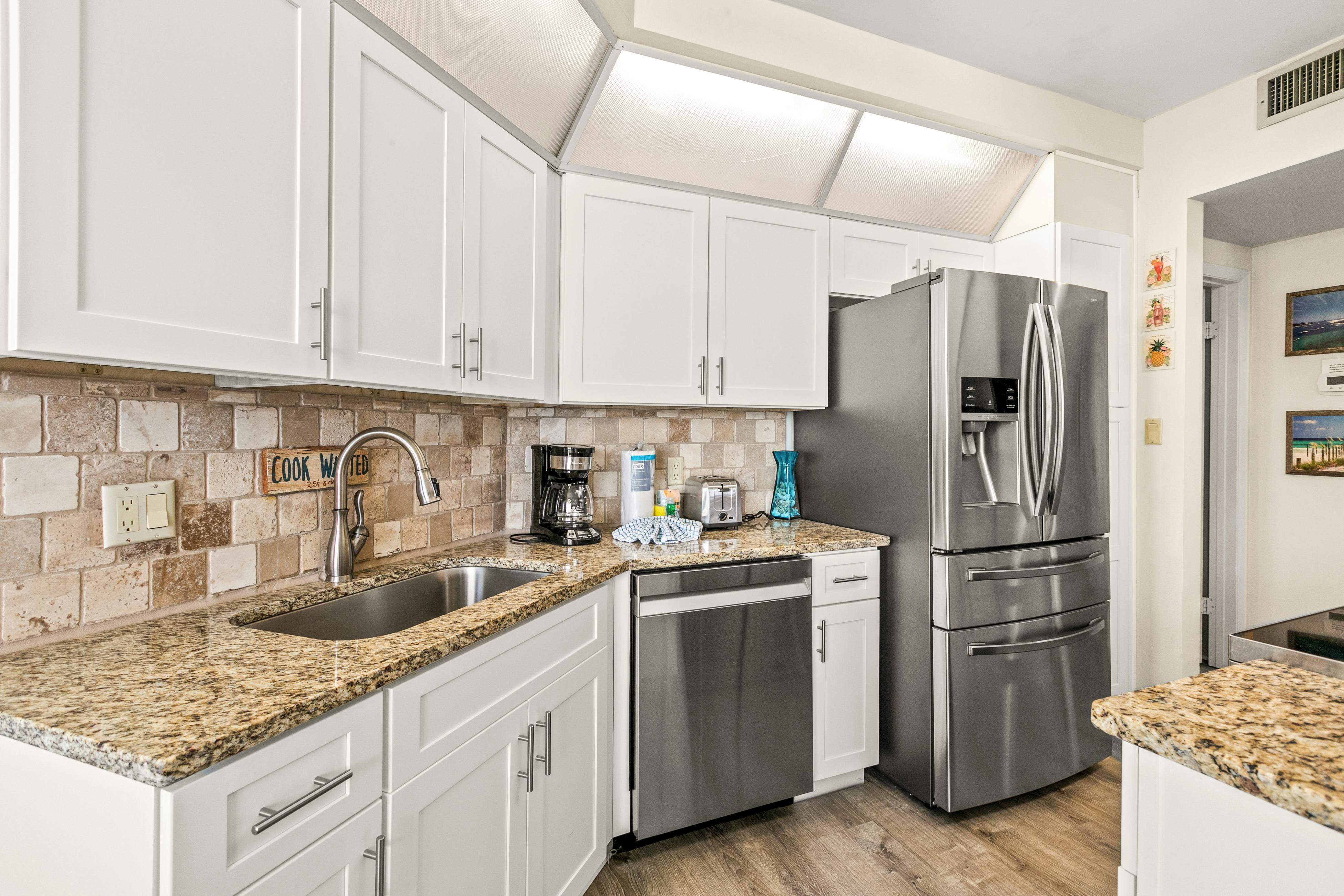 Surfside Resort 808 (2)