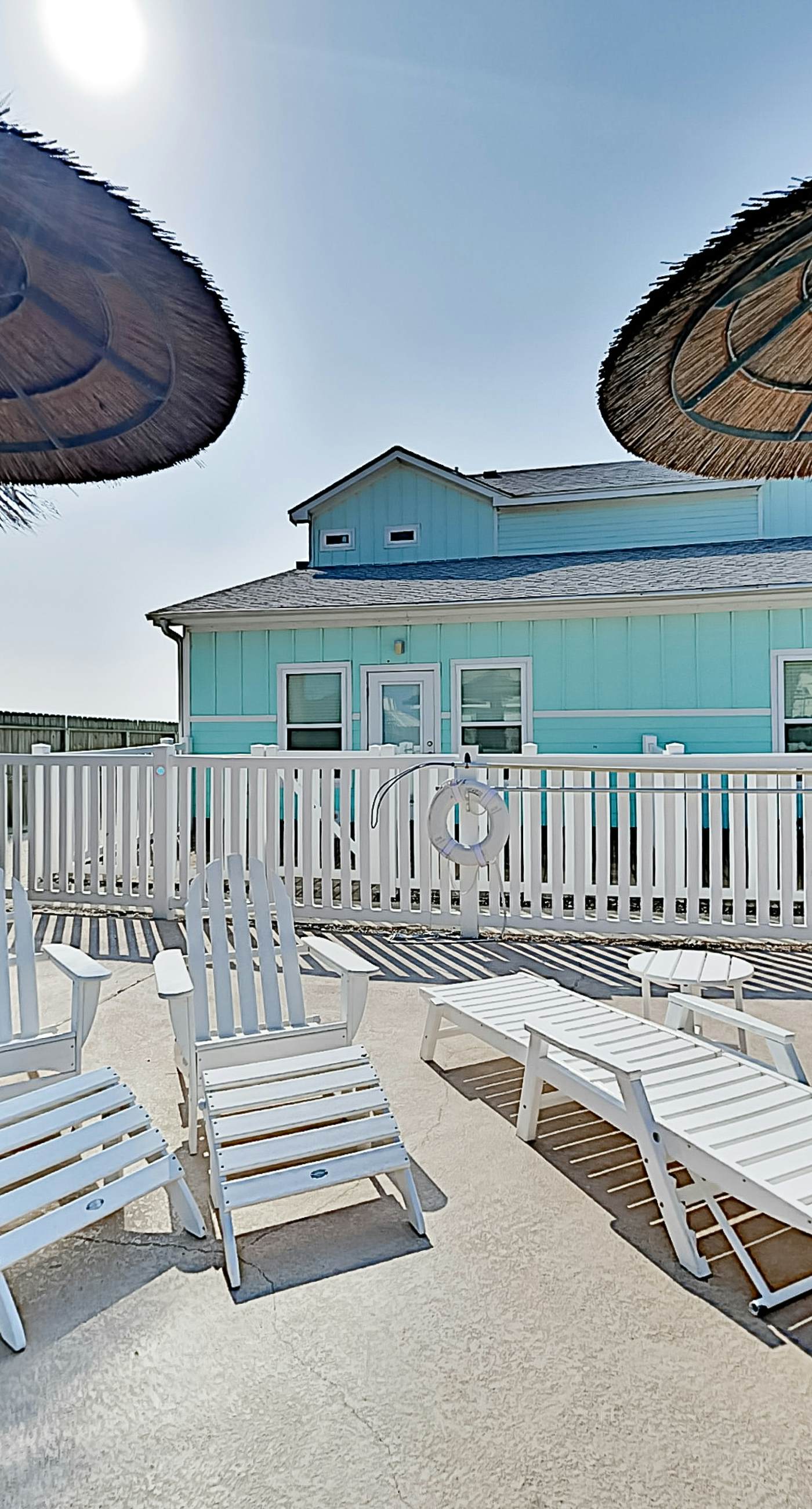 Nemo Cay - Mermaids Splash