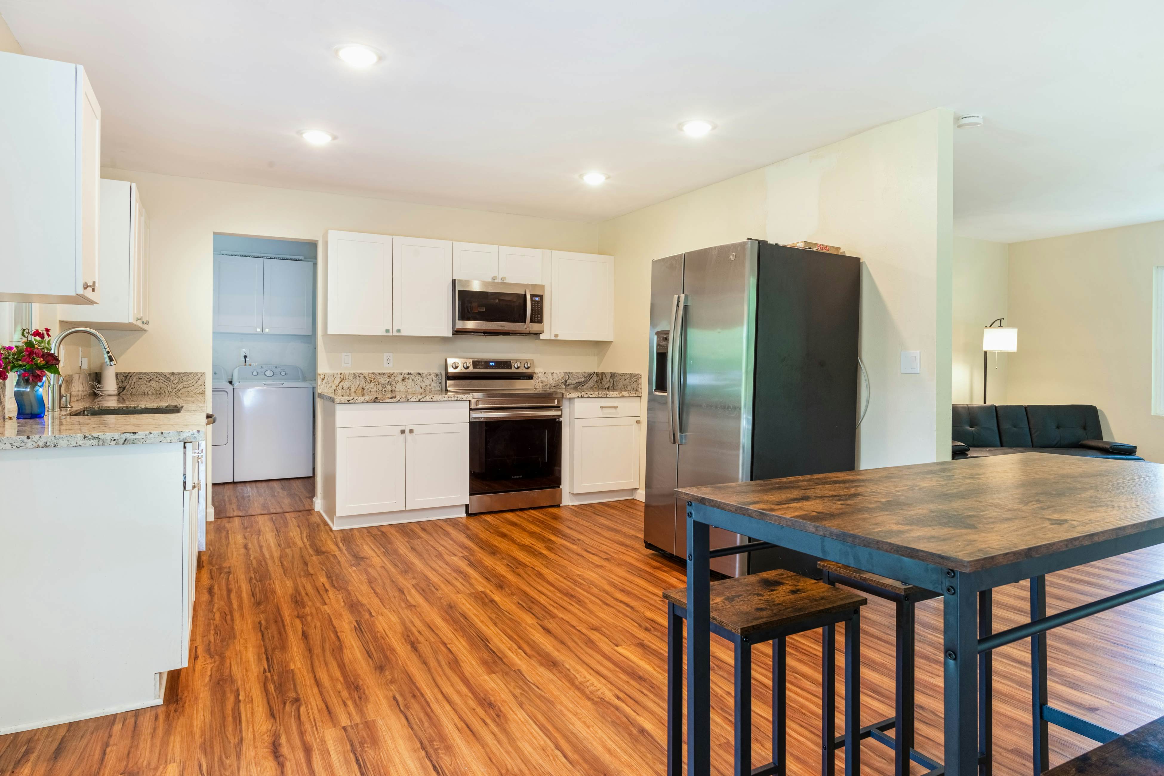 Puni Mauka  A | 31-Day Minimum