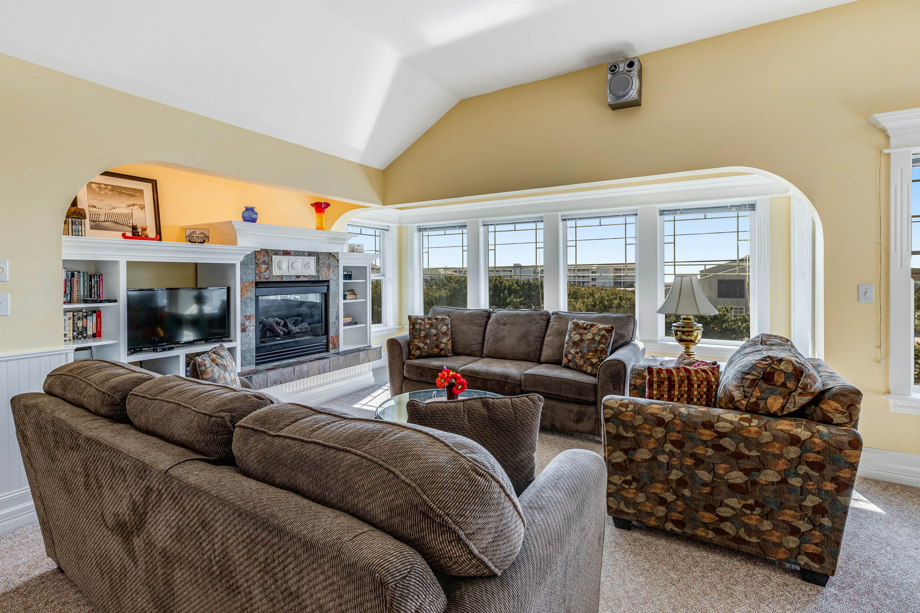 Fairhaven Applegate, Bennington, and Wakefield House 12 BD Newport