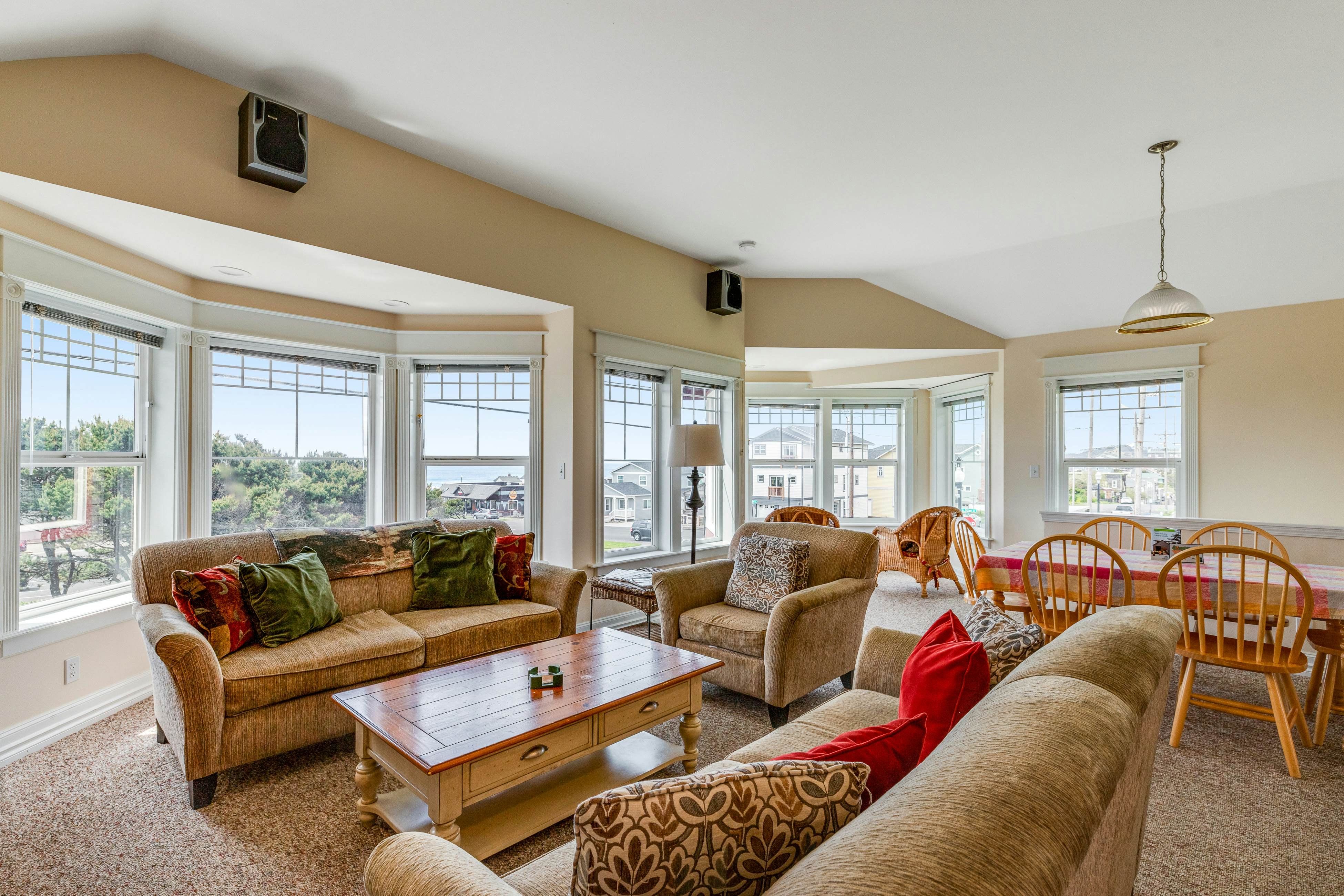 Fairhaven Applegate, Bennington, and Wakefield House 12 BD Newport