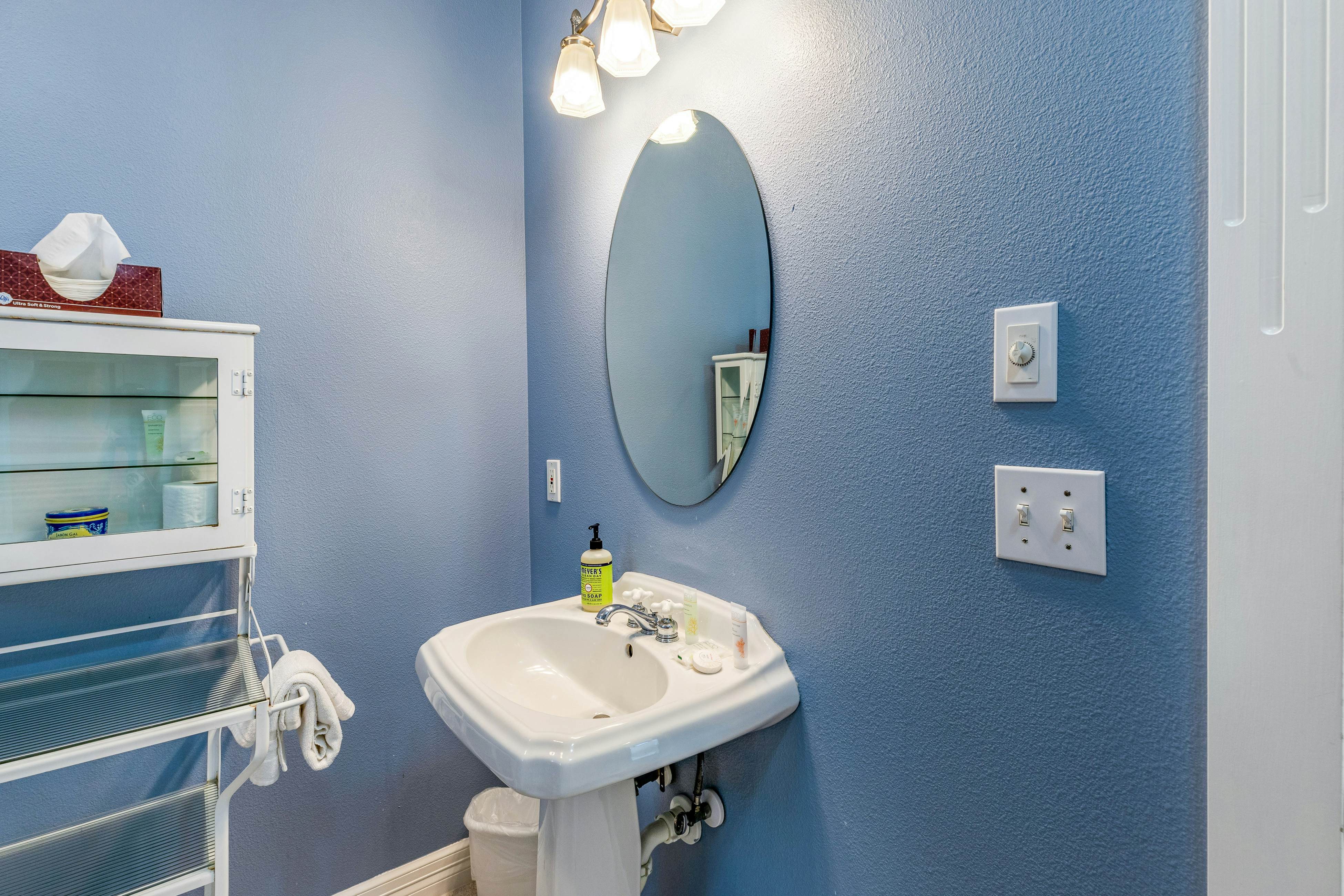 Fairhaven Applegate, Bennington, and Wakefield House 12 BD Newport