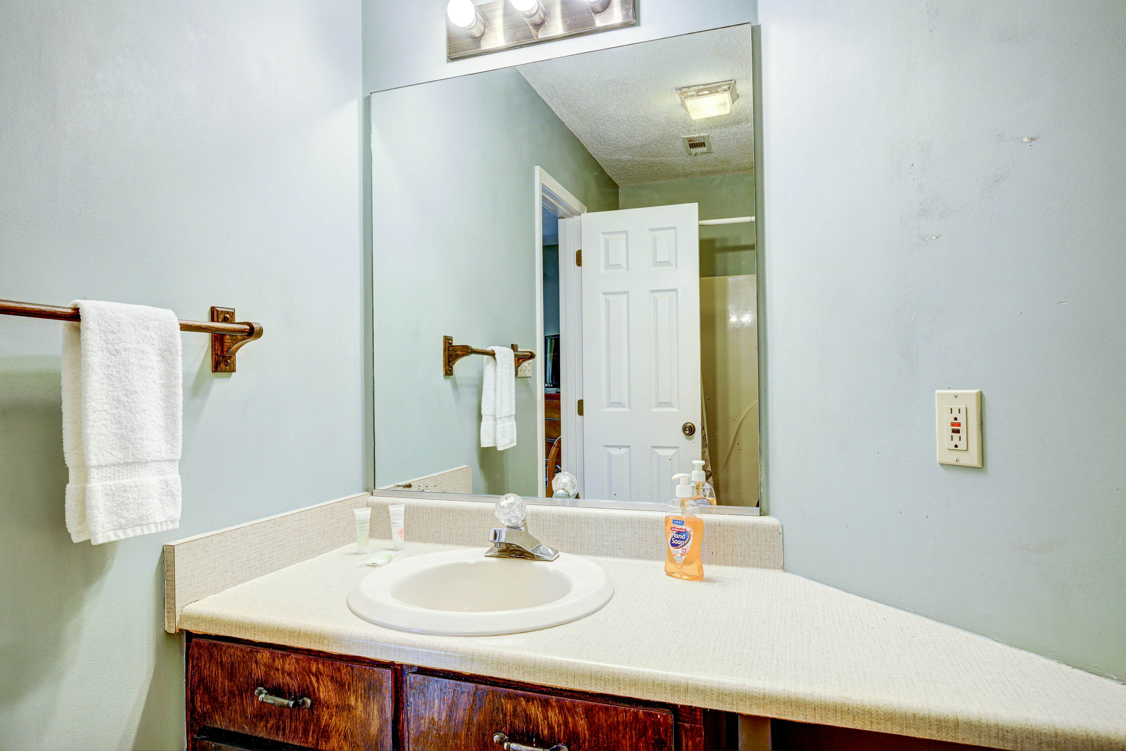 Rivers Edge 502 2 BD Helen, GA Vacation Rental Vacasa