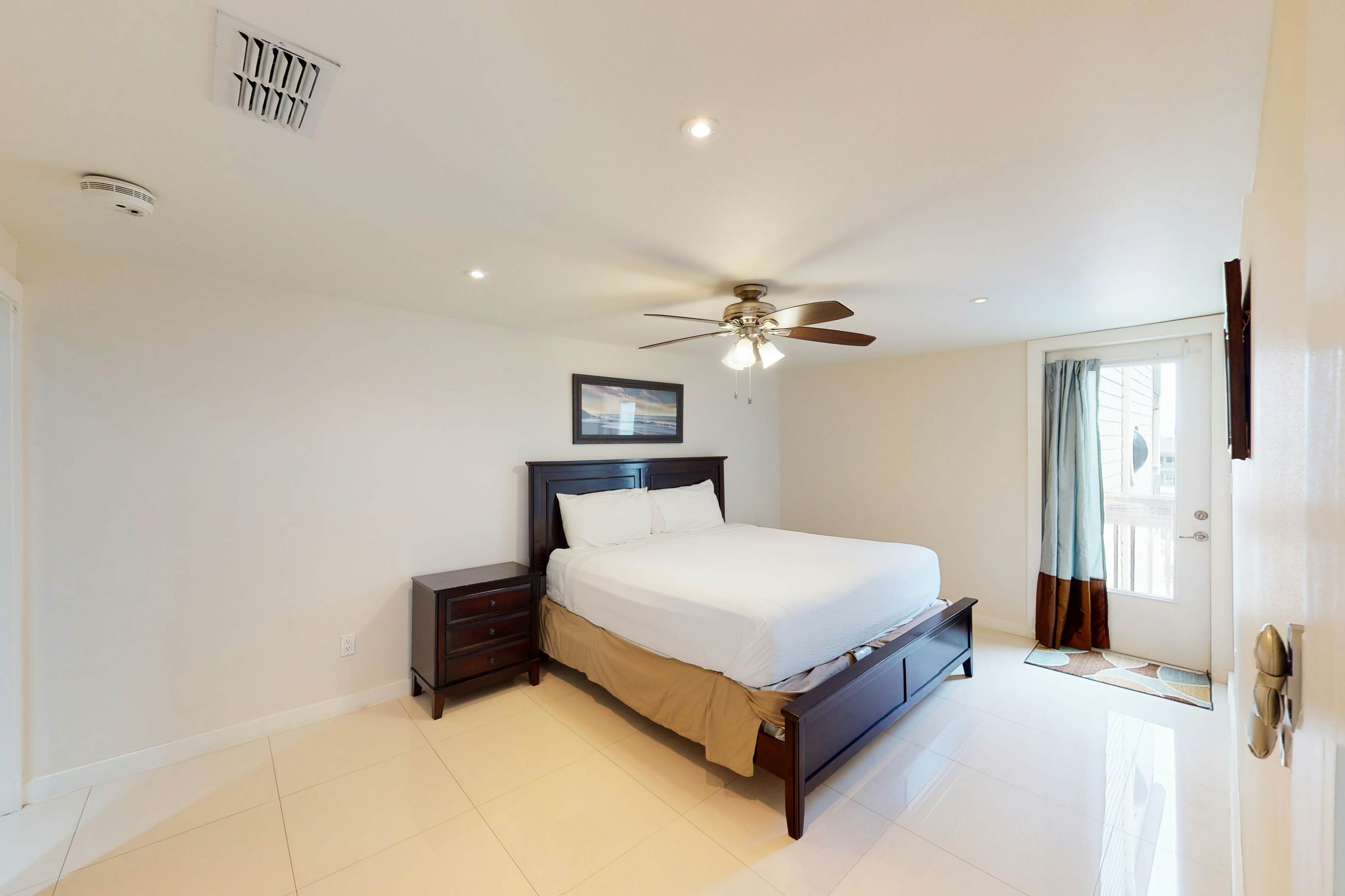 Solare Garden Villa 875F