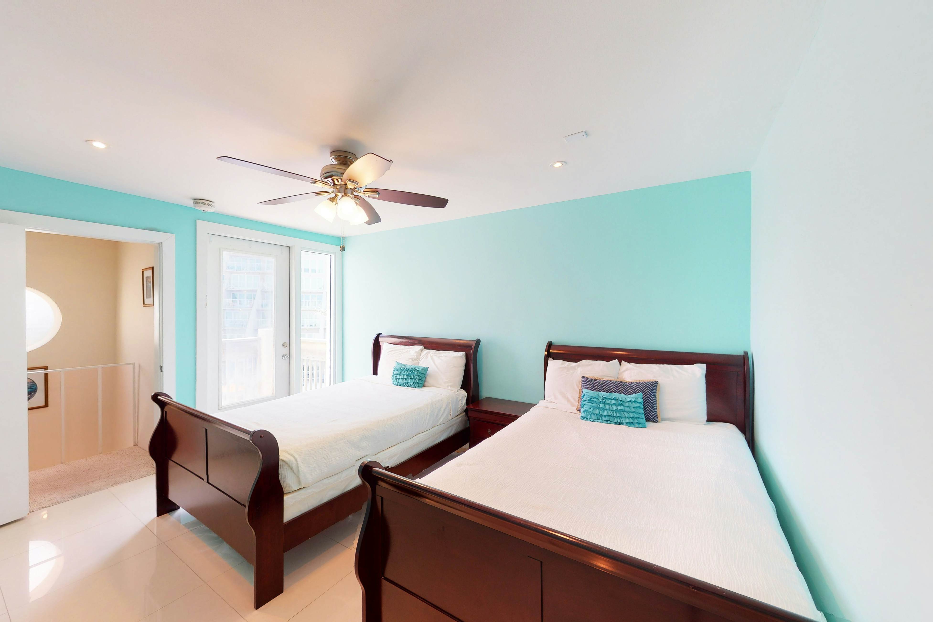 Solare Garden Villa 875F