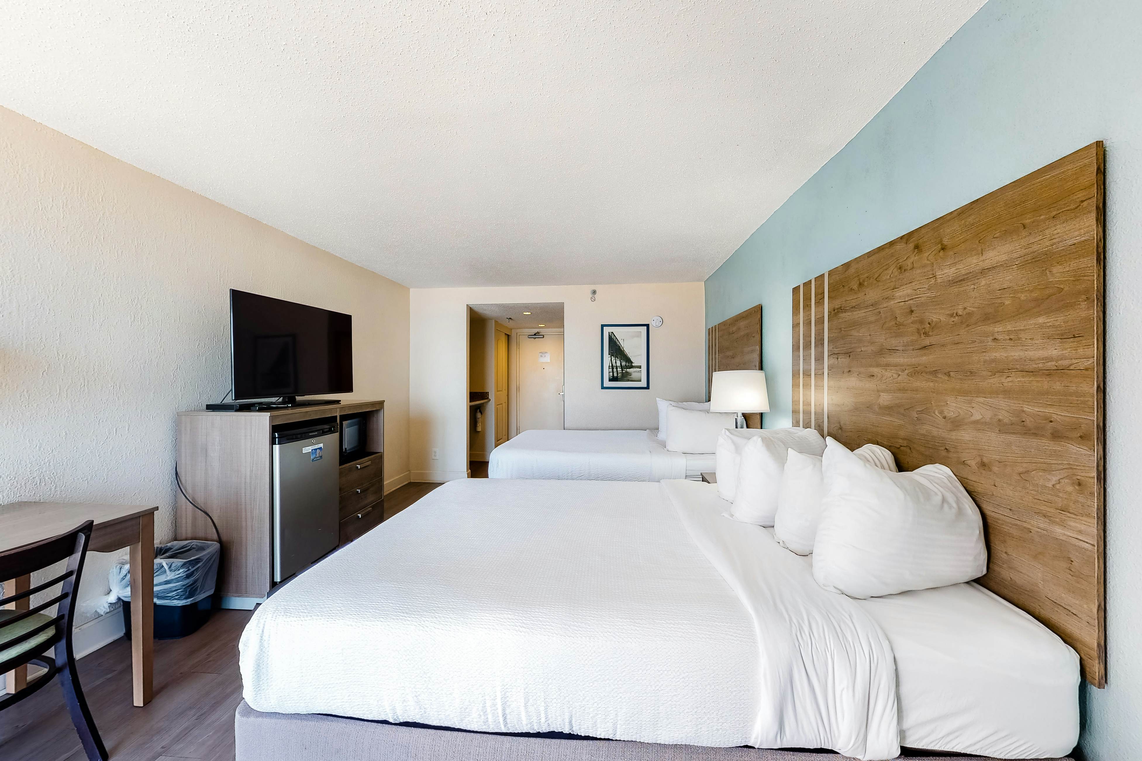 Carolinian Beach Resort 0705