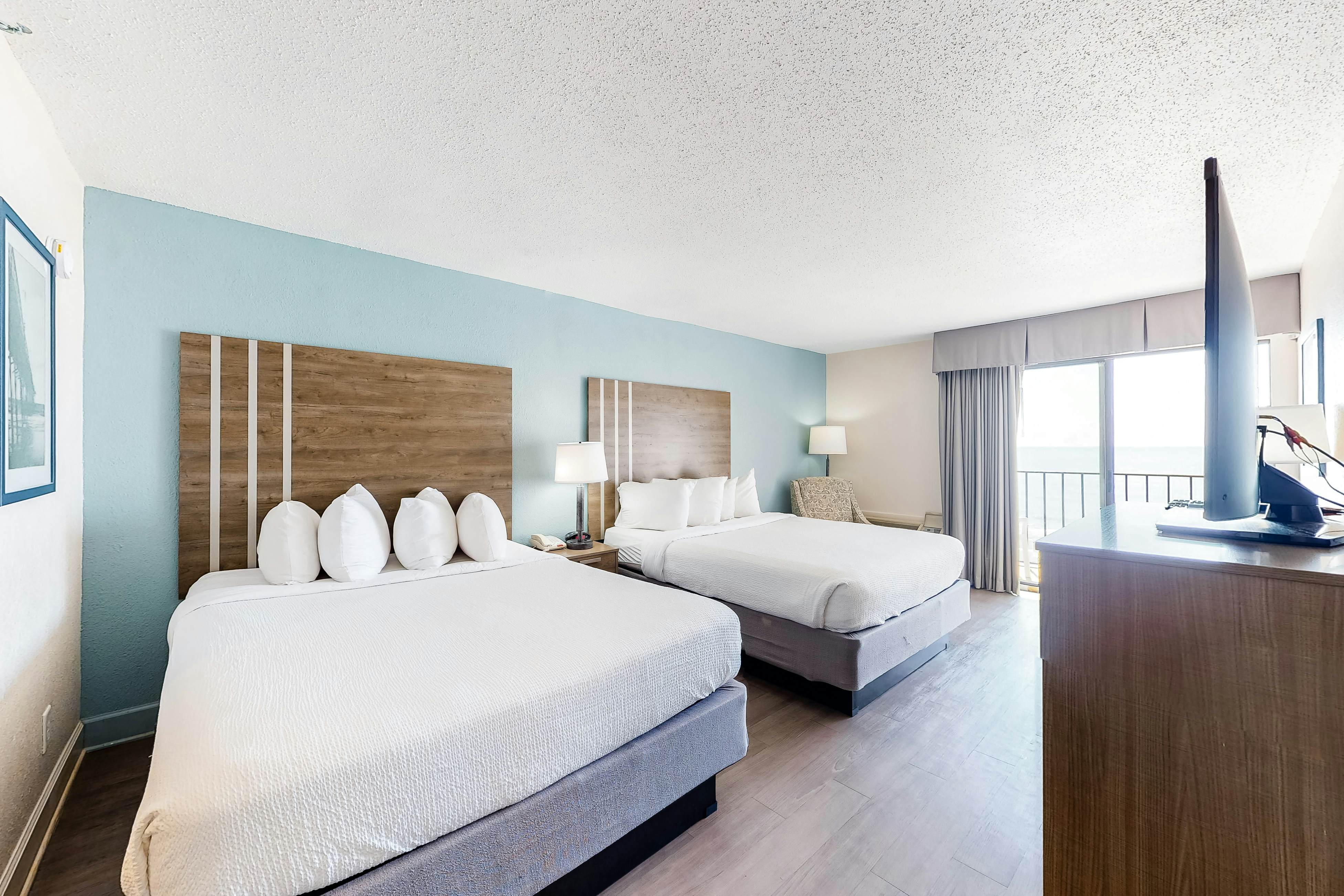 Carolinian Beach Resort 0705