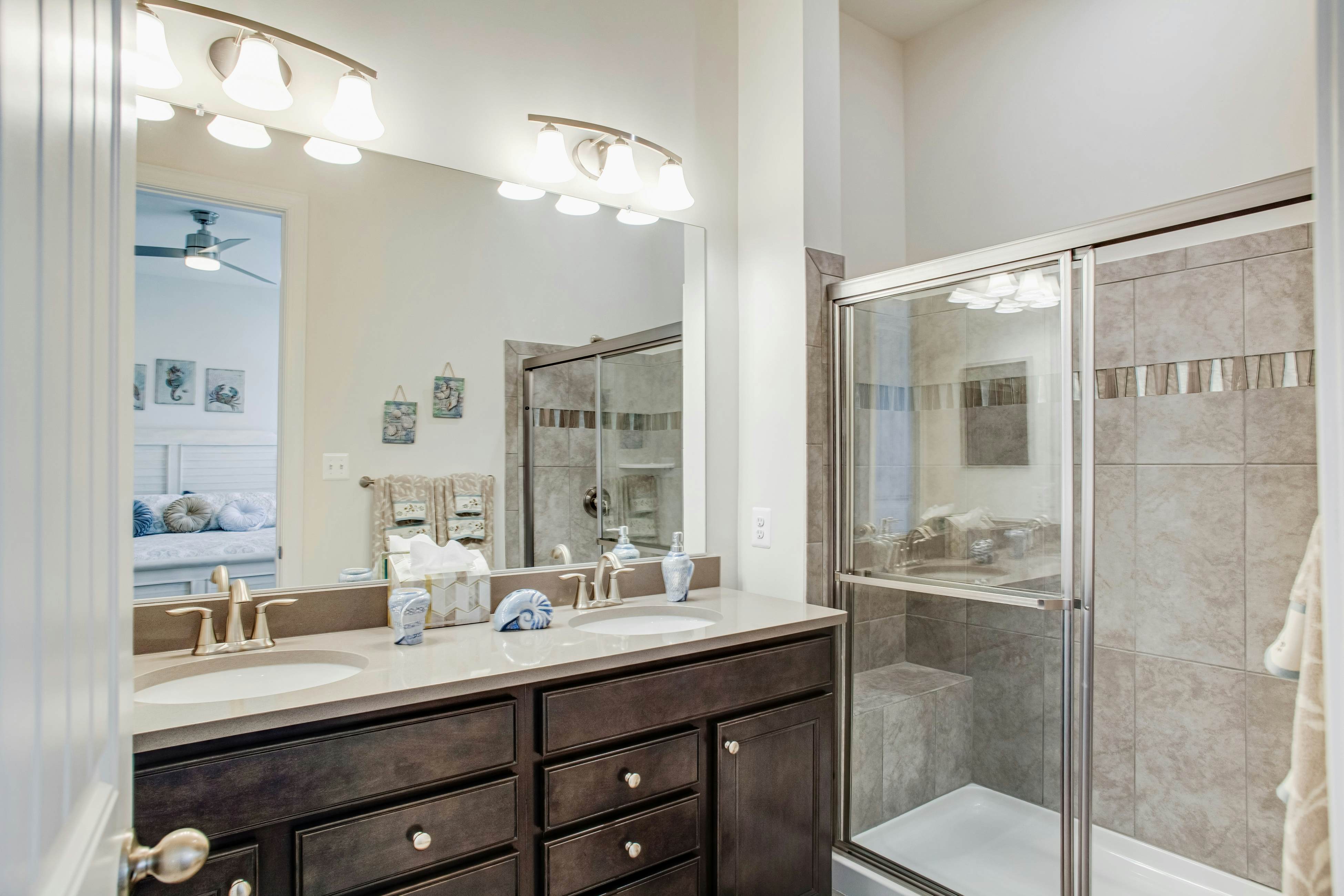 Ocean View Beach Club - 2 Middlesex Dr