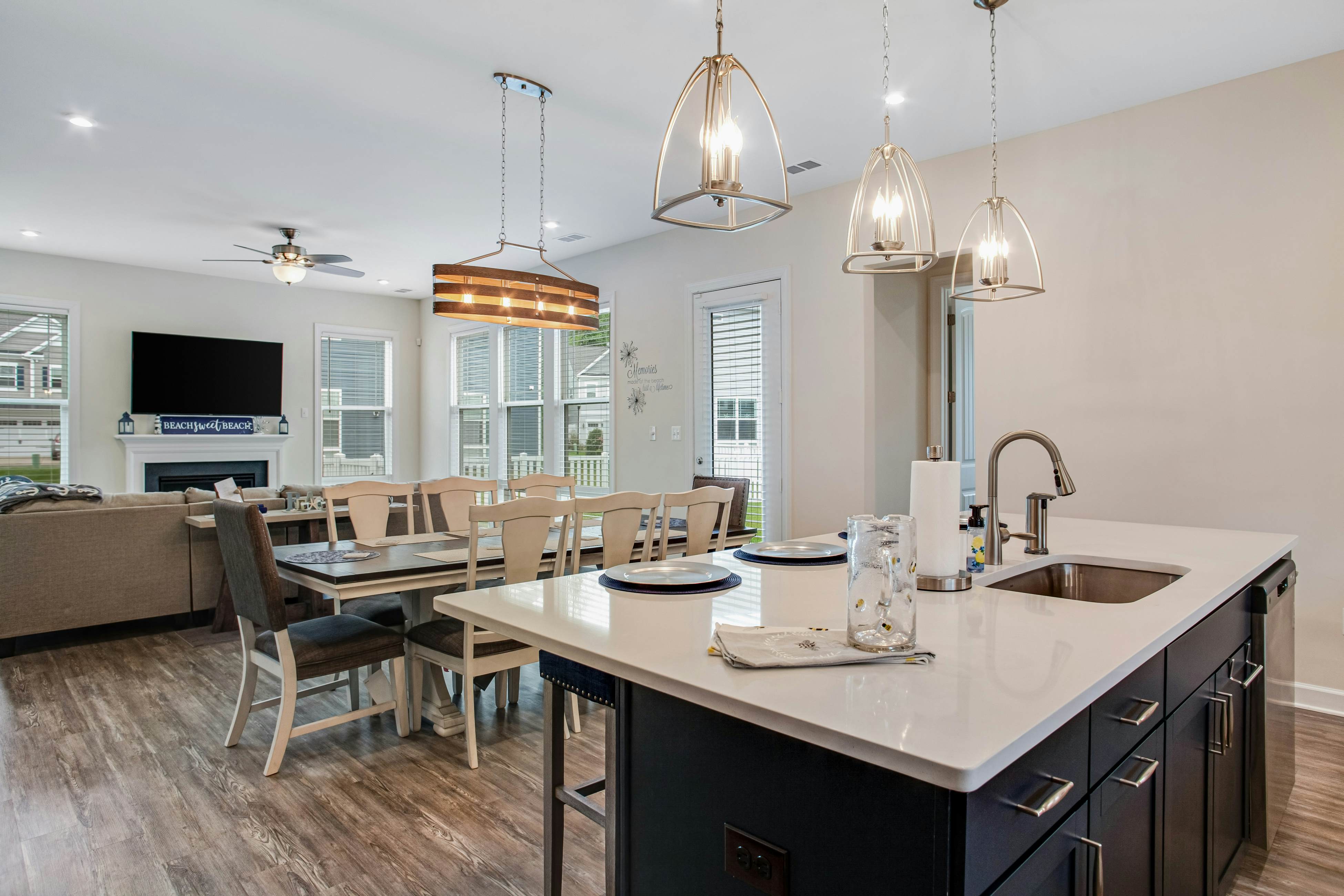 Ocean View Beach Club - 2 Middlesex Dr