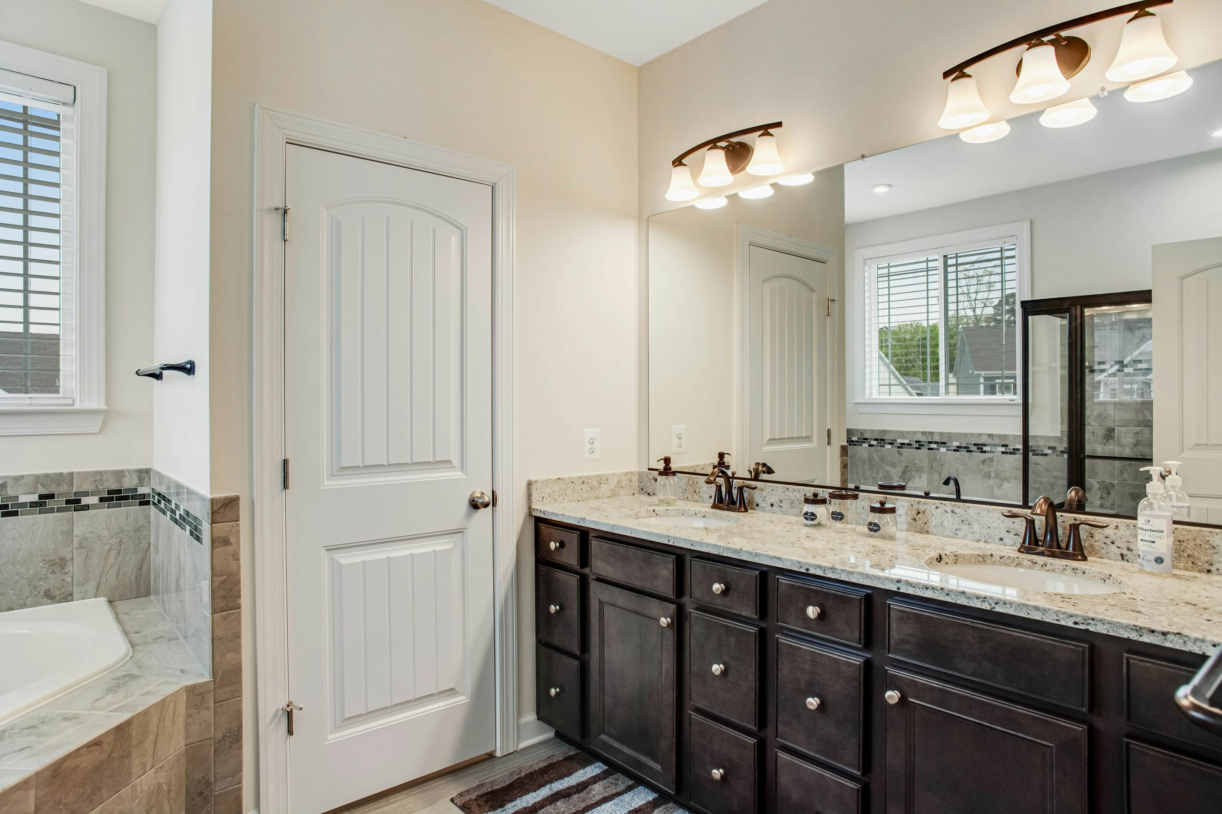 Ocean View Beach Club - 2 Middlesex Dr