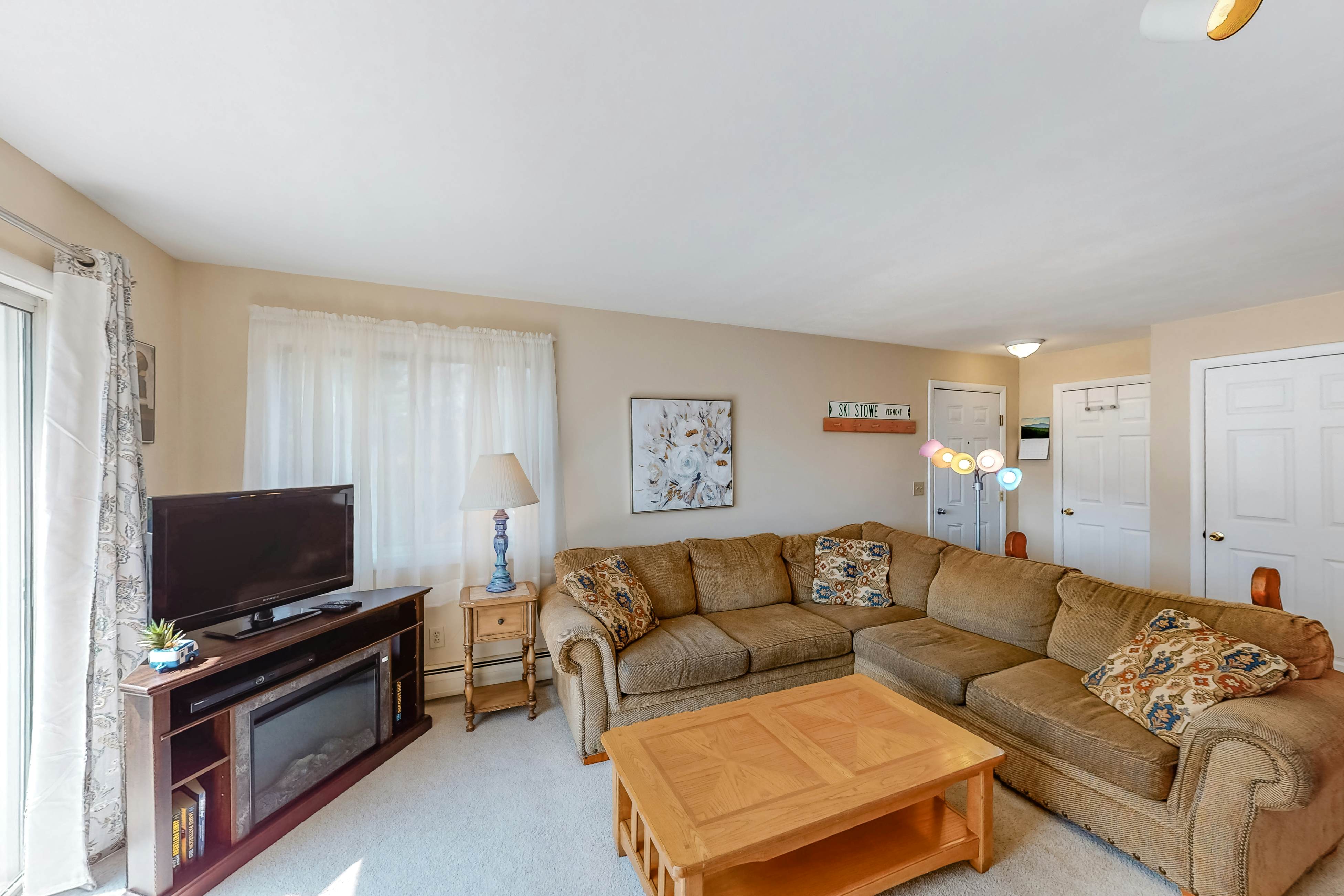 Mountainside Resort J203