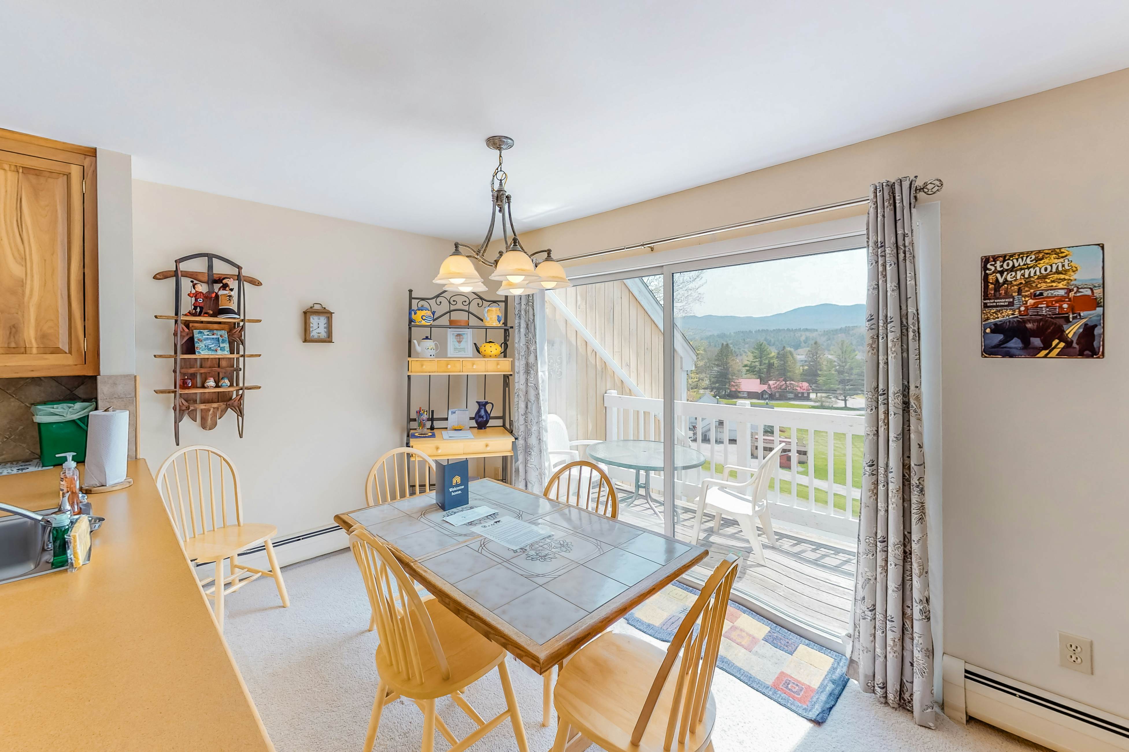 Mountainside Resort J203