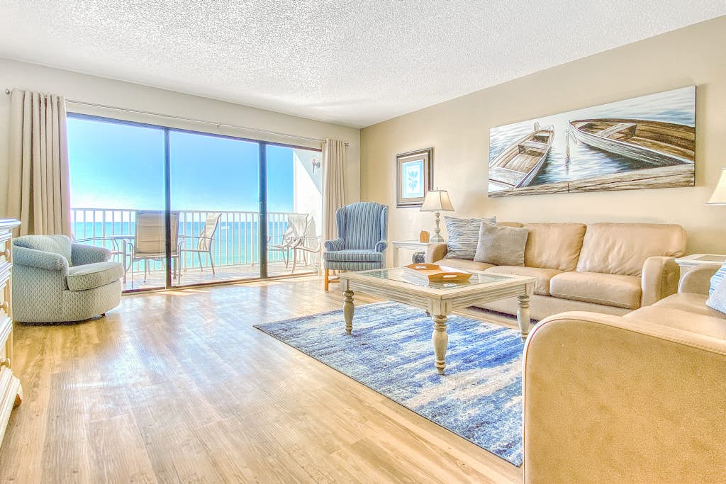 Beachfront coastal condo with private balcony WD on site heated pool and grills — Indian Shores, FL — vacation rental