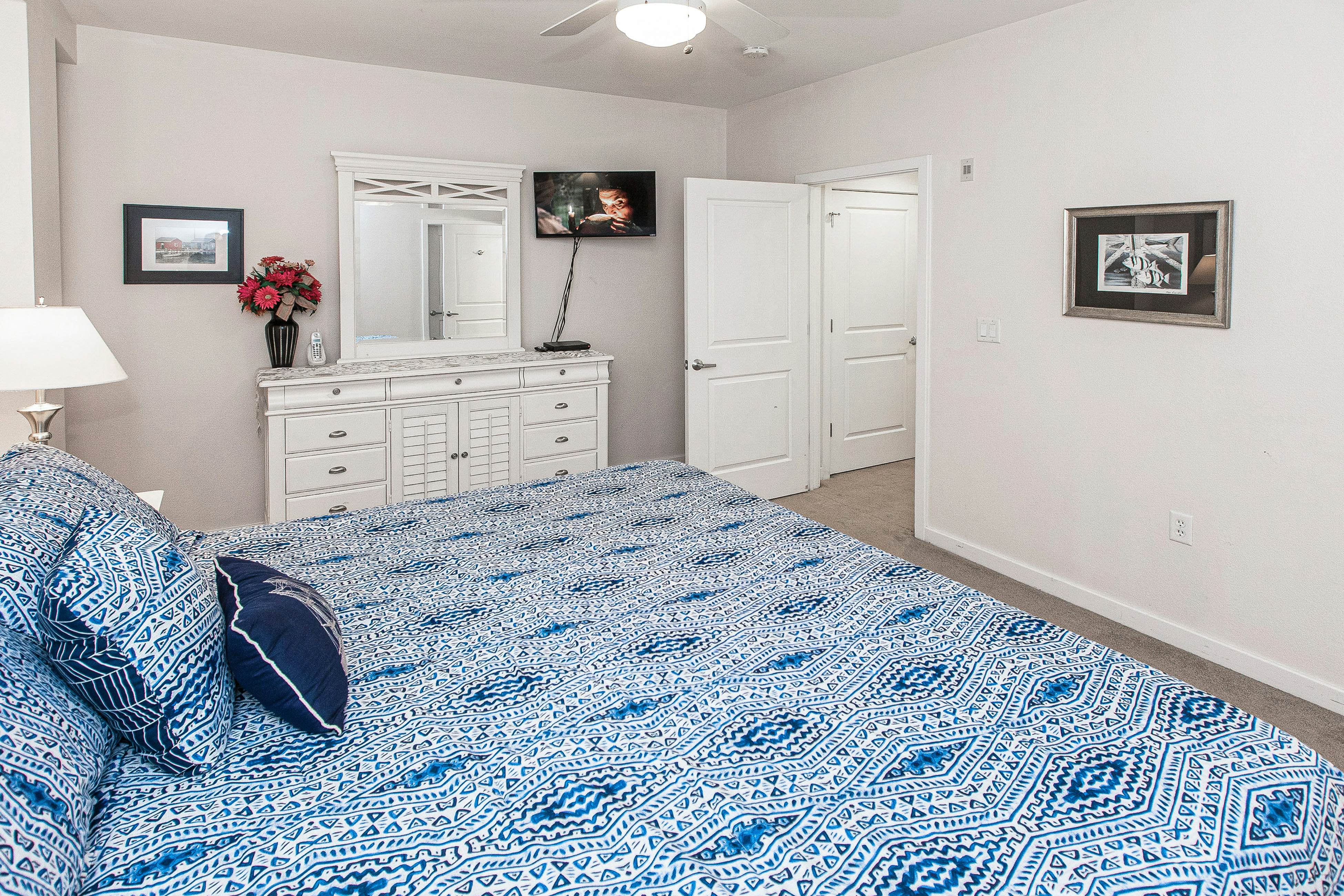 The Sanctuary - False Cape Escape II A125