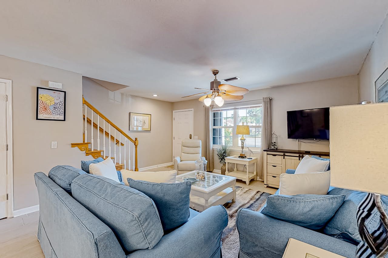 Woodland Shores 8 2 BD Miramar Beach, FL Vacation Rental Vacasa