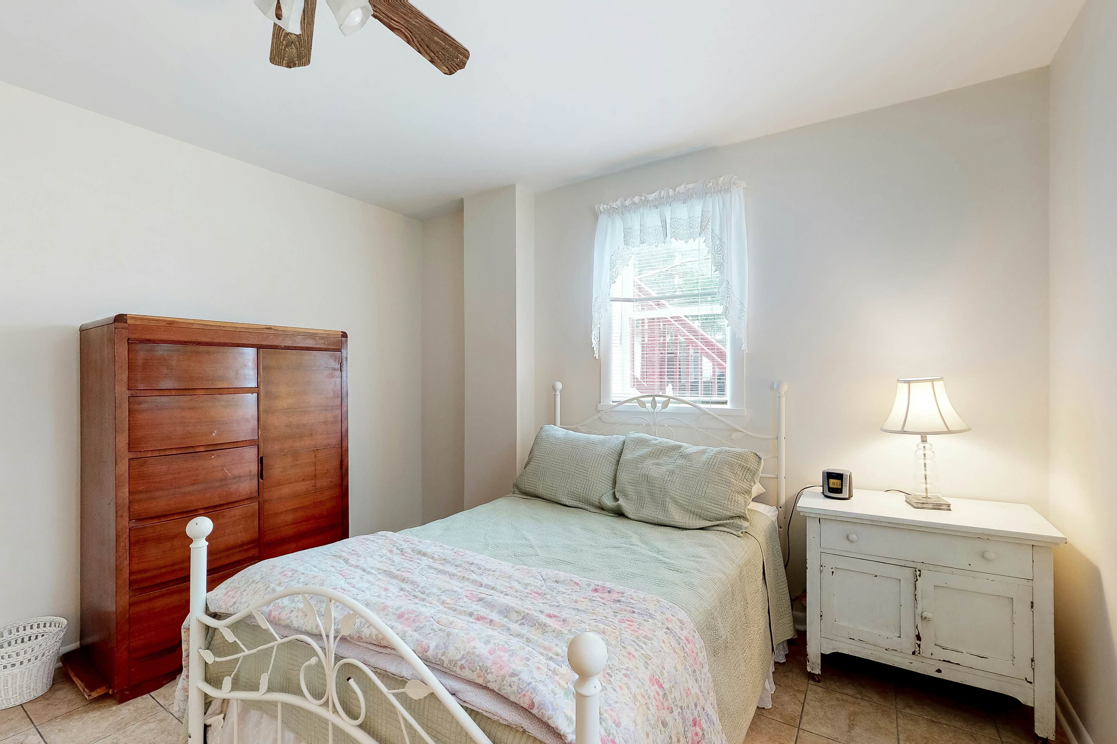 Fenwick Island 20 W Maryland Ave. 4 BD Fenwick Island, DE Vacation