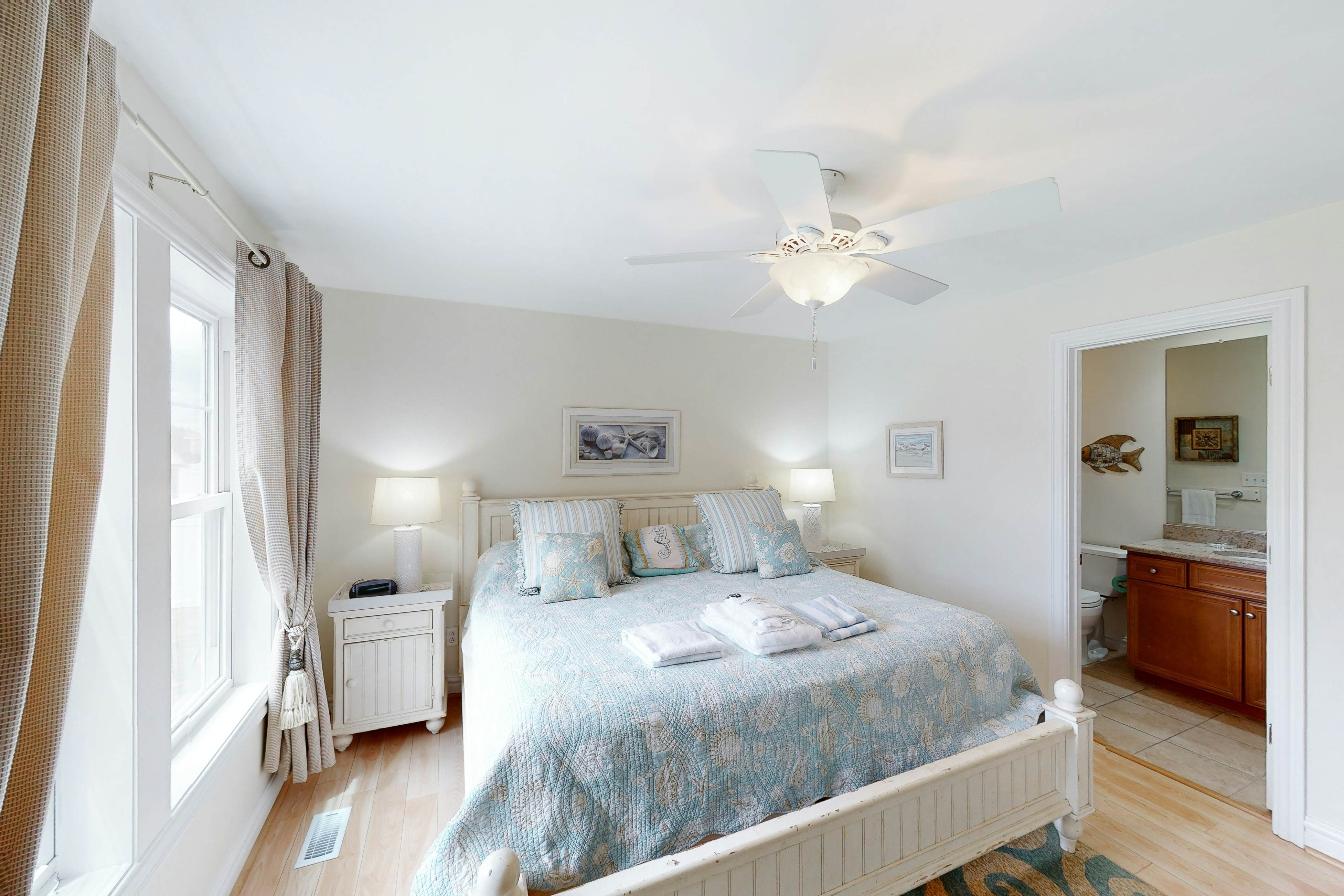 Dreamweaver 8 BD Virginia Beach, VA Vacation Rental Vacasa