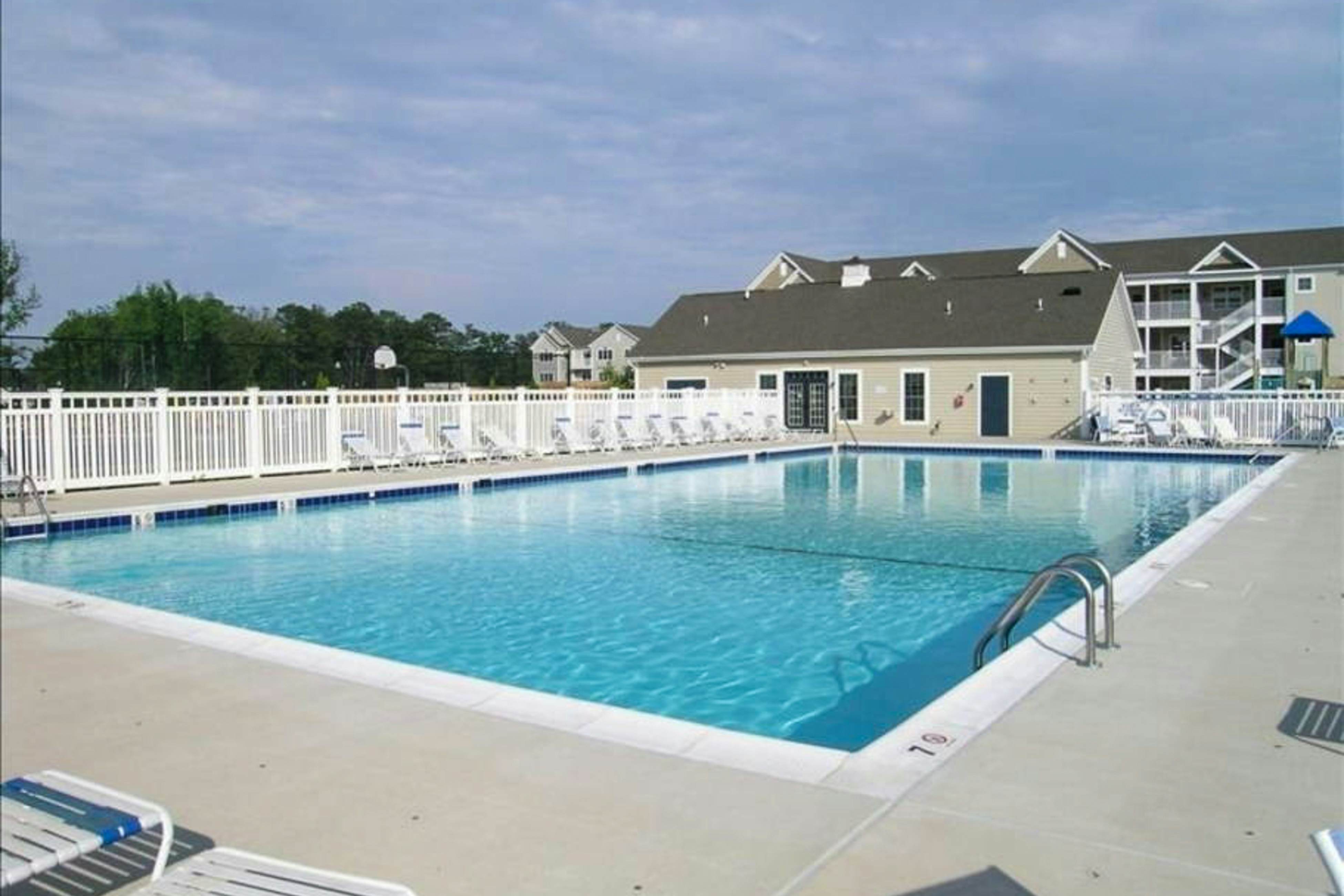 Grande at Canal Pointe 37315 Trent Ct 4 BD Rehoboth Beach, DE