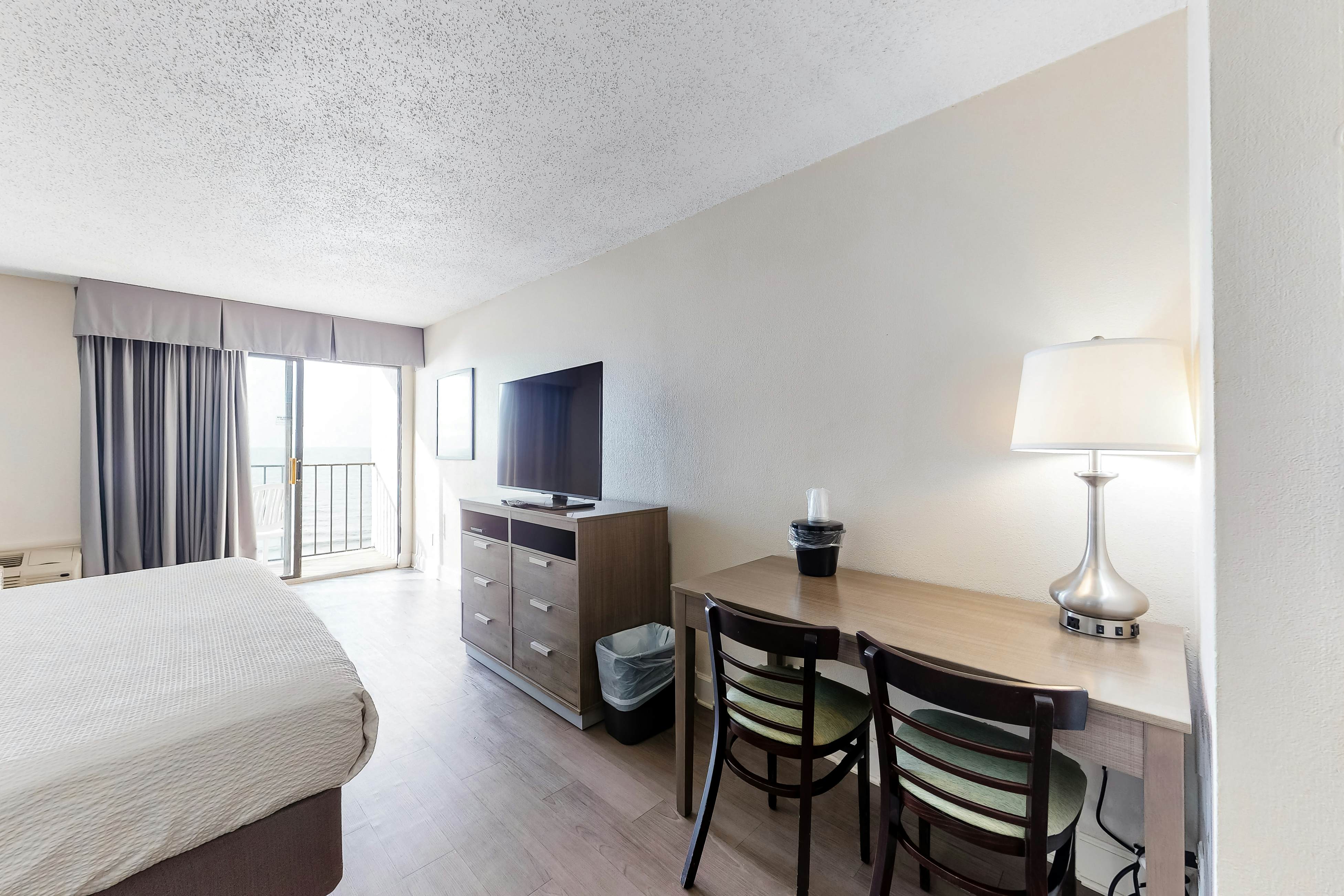 Carolinian Beach Resort 0904