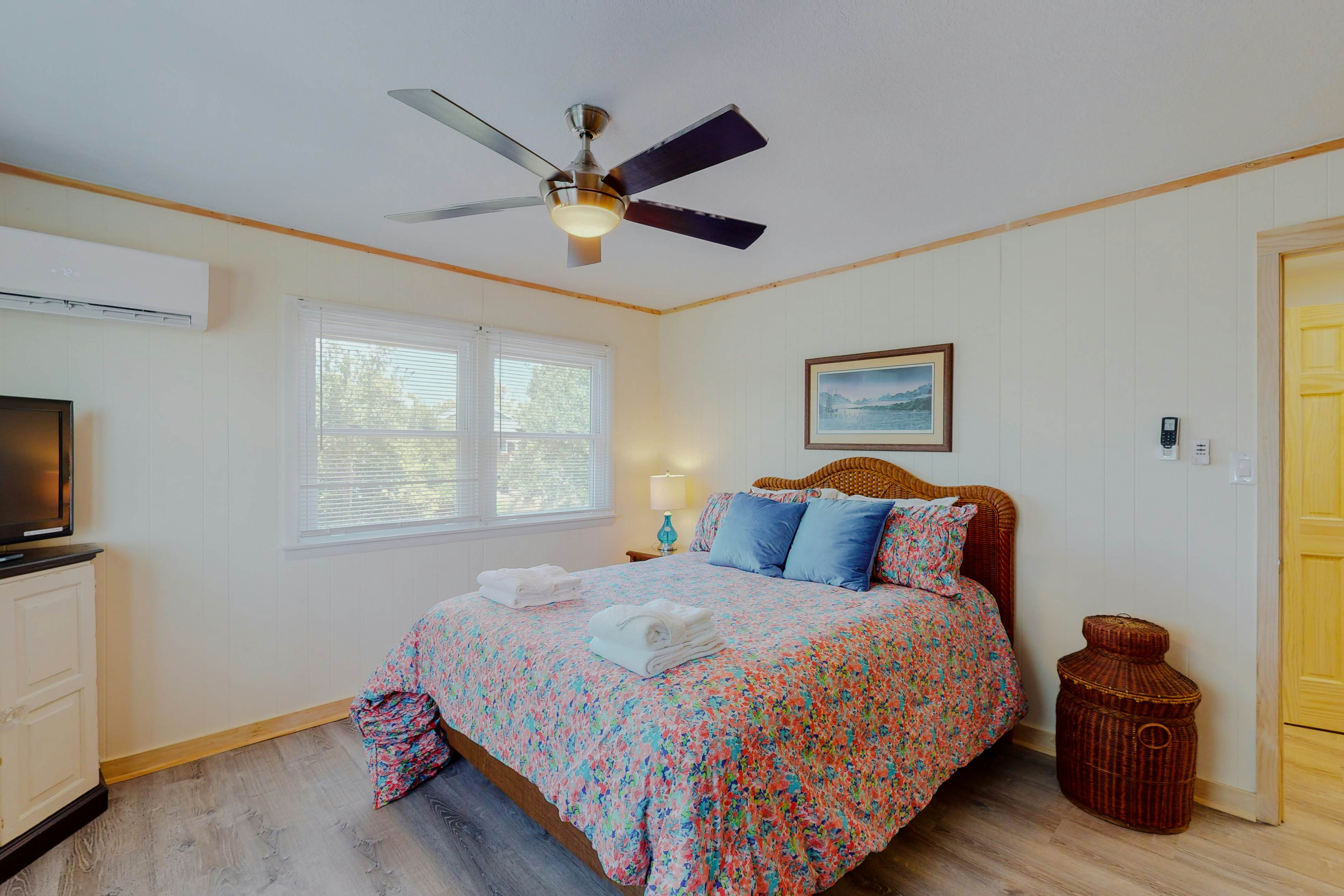 Bikini Bottom NH118 4 BD Nags Head, NC Vacation Rental Vacasa