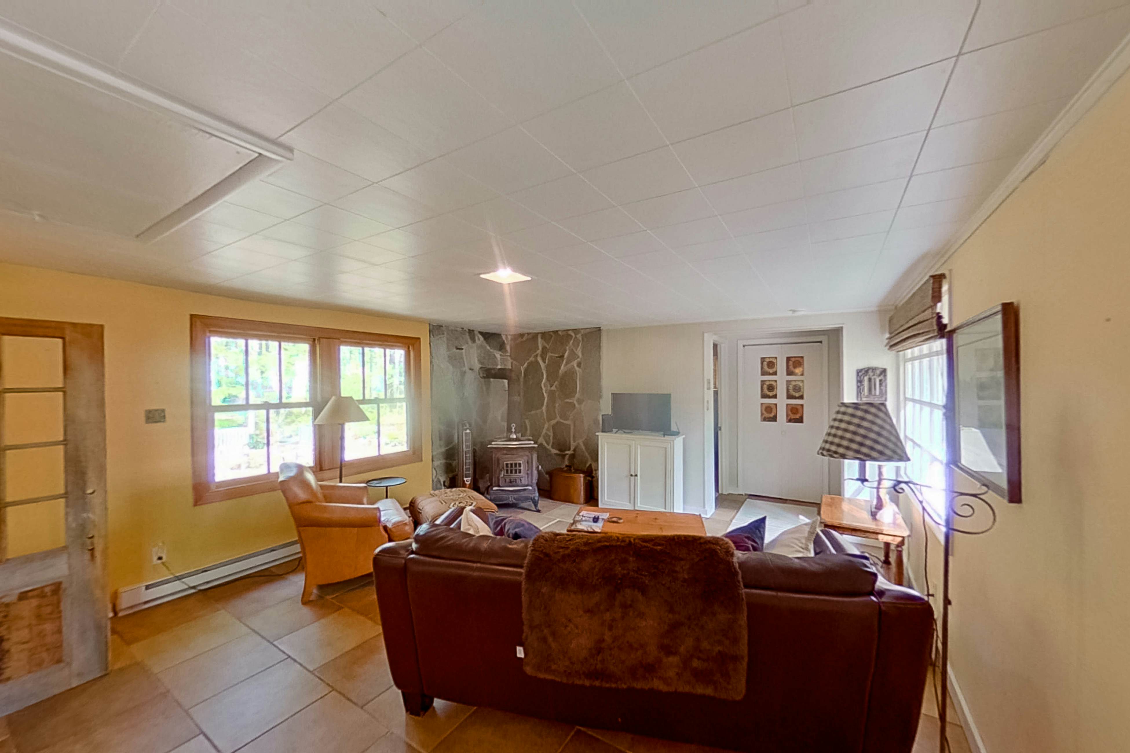 Crystal Lake, MI Vacation Rentals, Cabins Vacasa