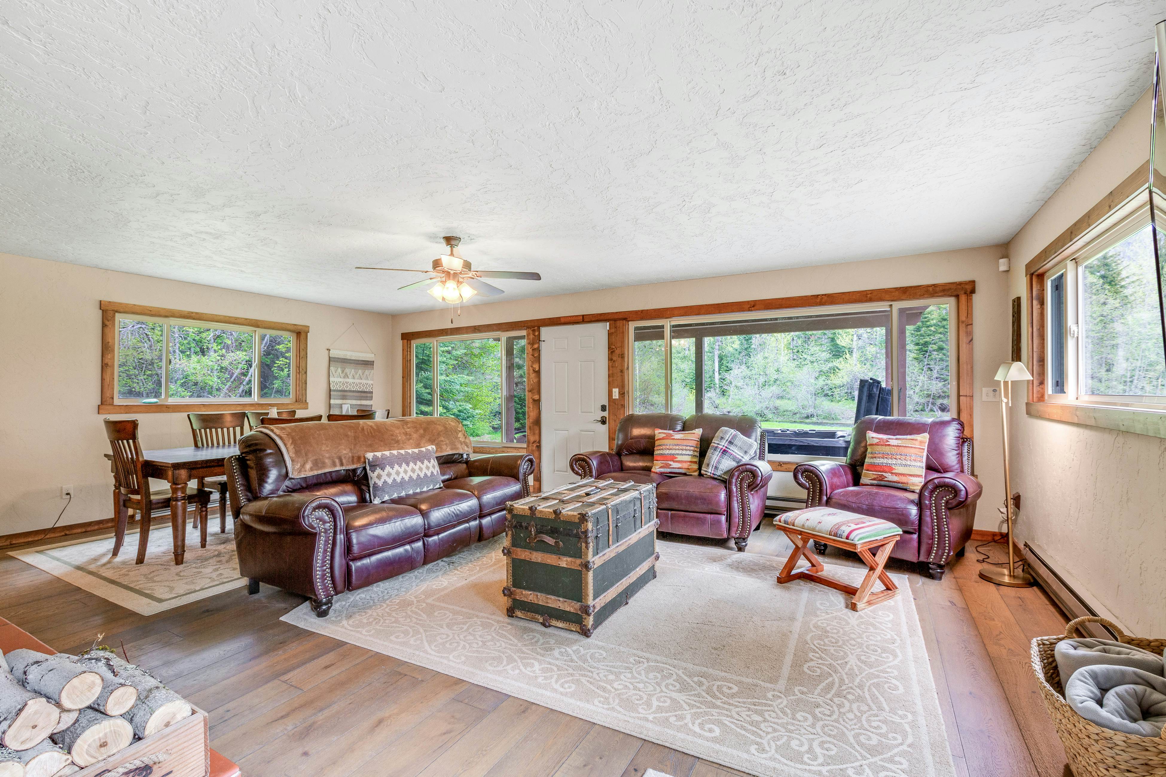 Riverfront Retreat at Lavender Lake