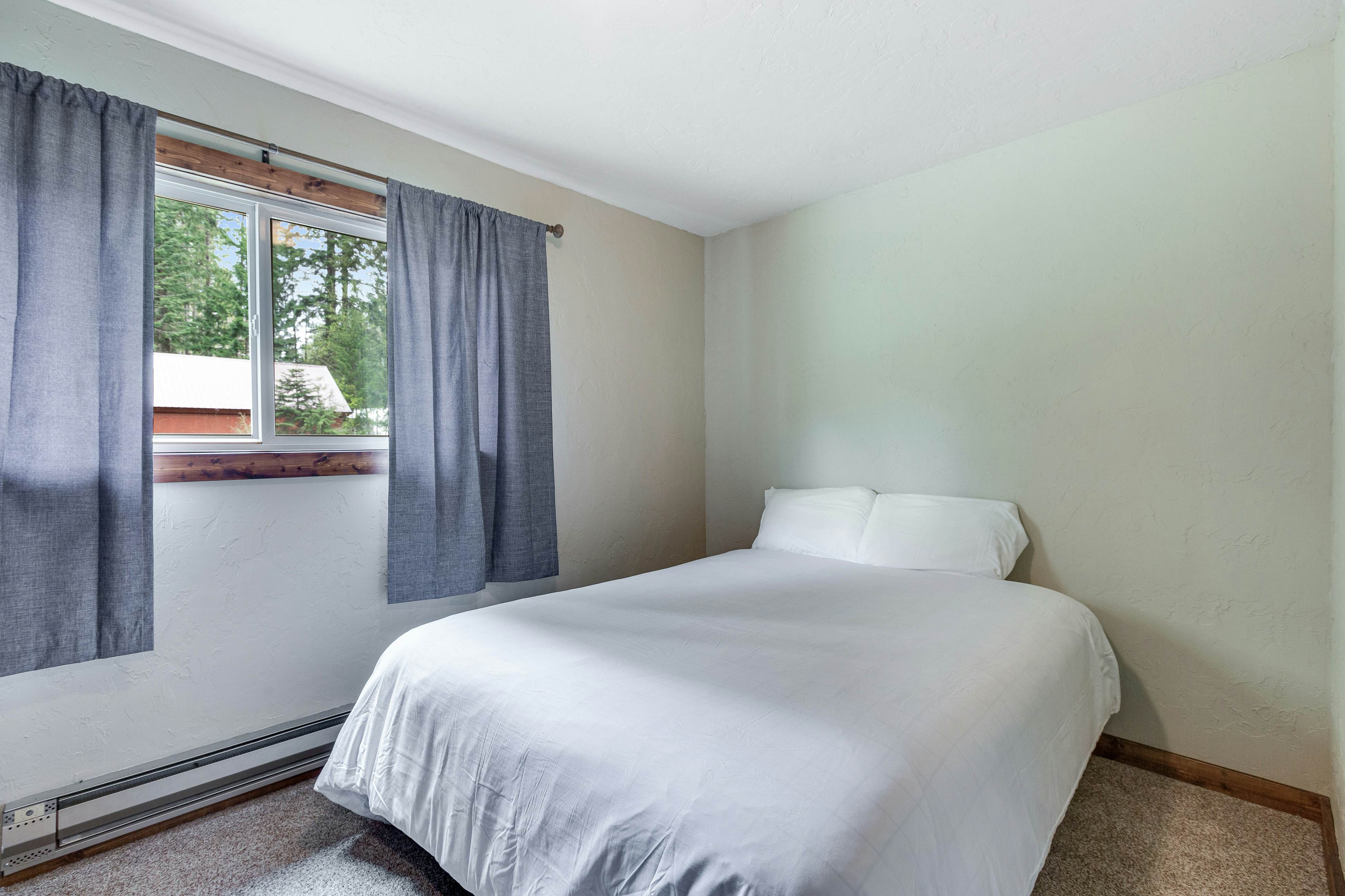 Riverfront Retreat at Lavender Lake