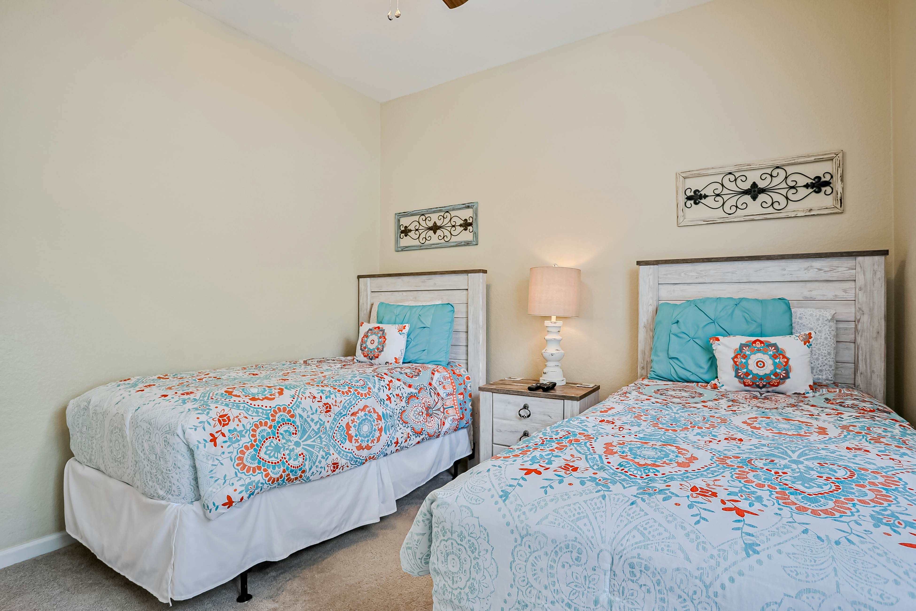 Yellow Starfish - Windsor Hills