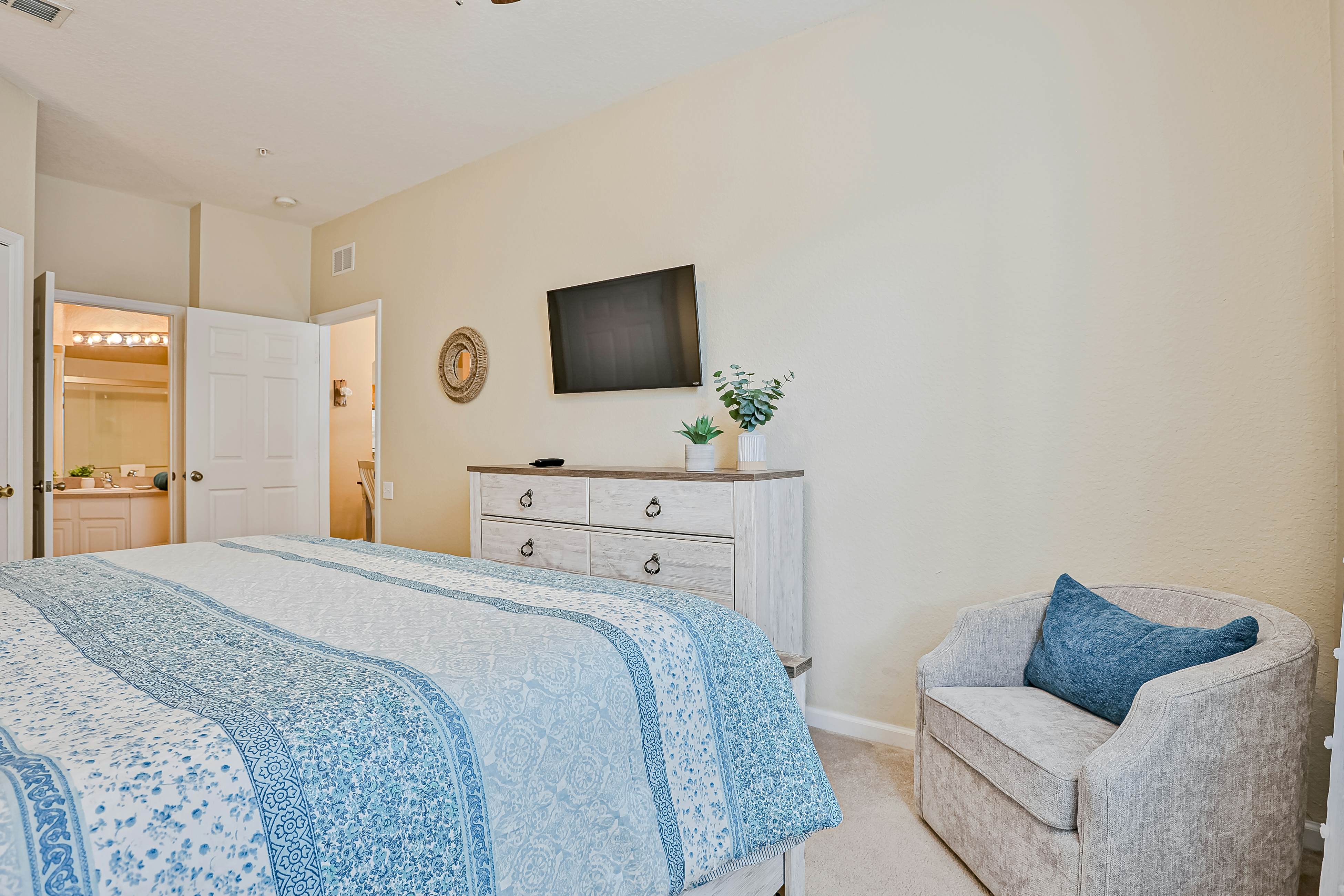 Yellow Starfish - Windsor Hills