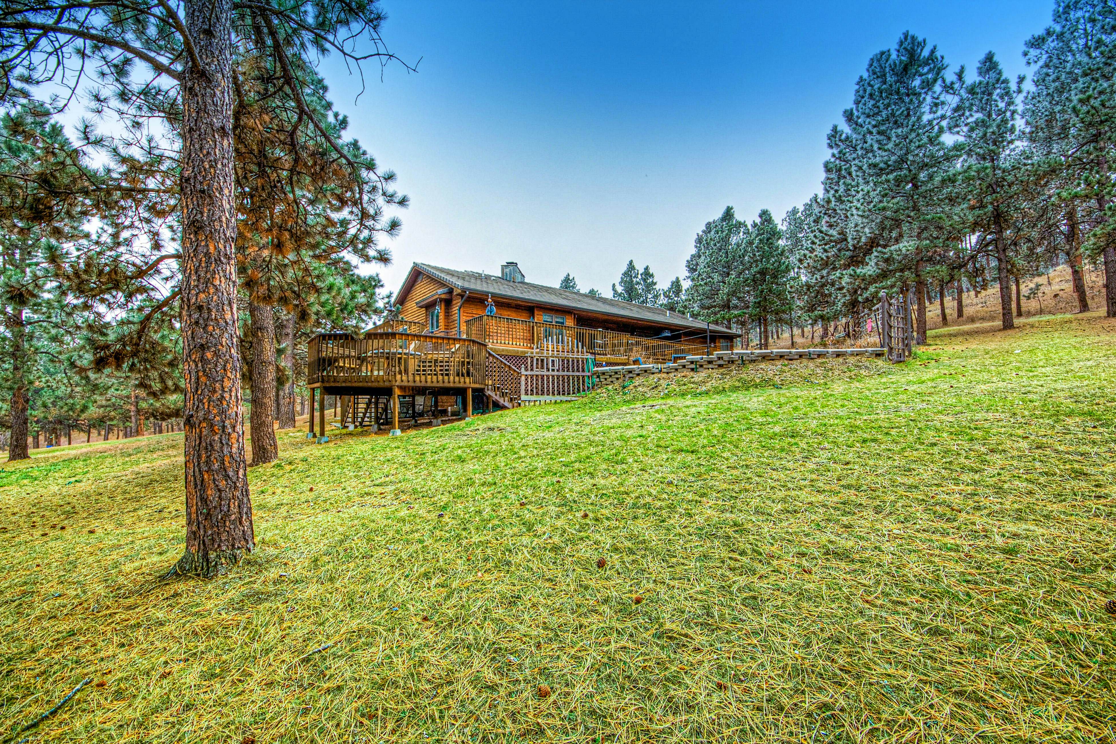 Crooked Canyon Lodge