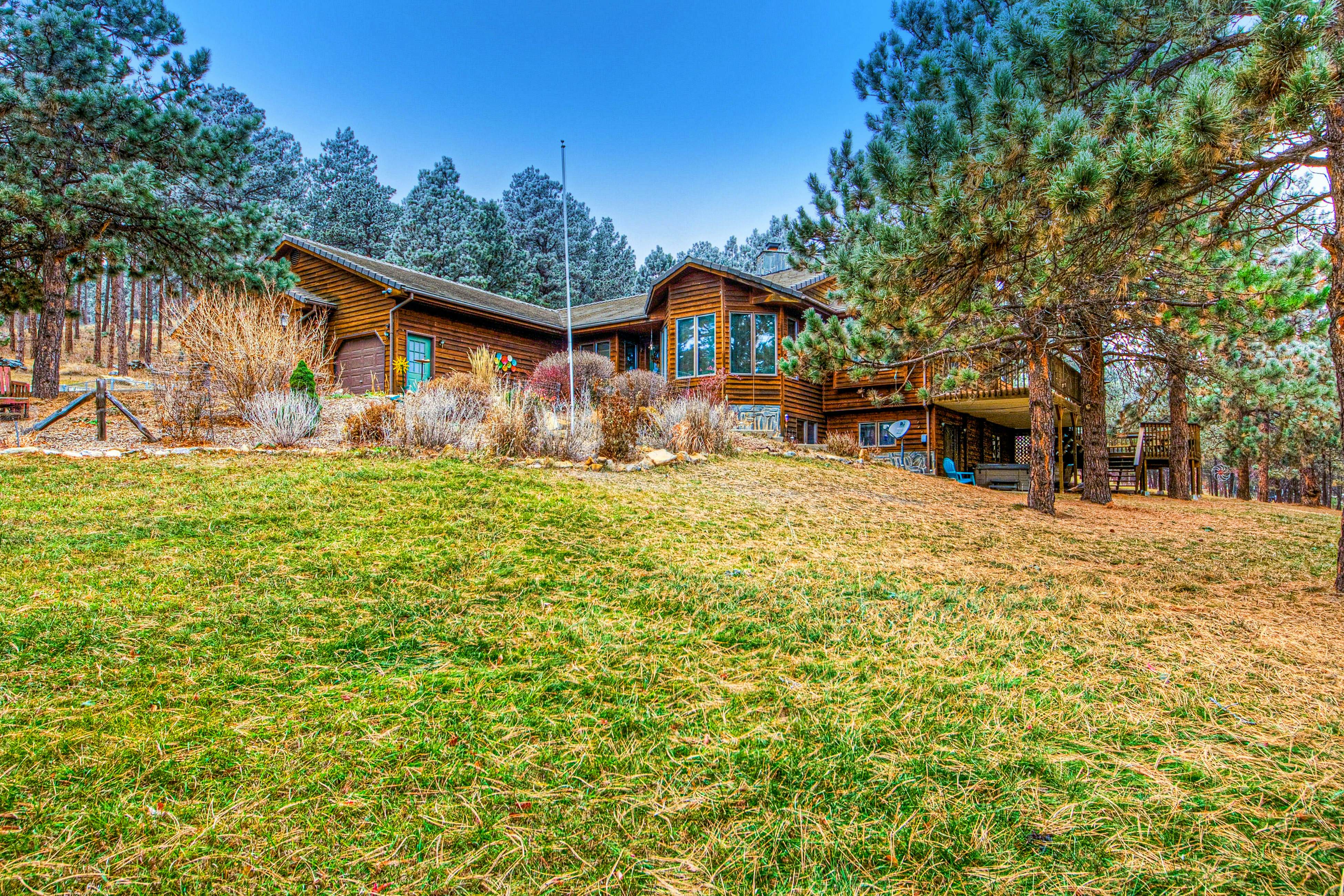 Crooked Canyon Lodge