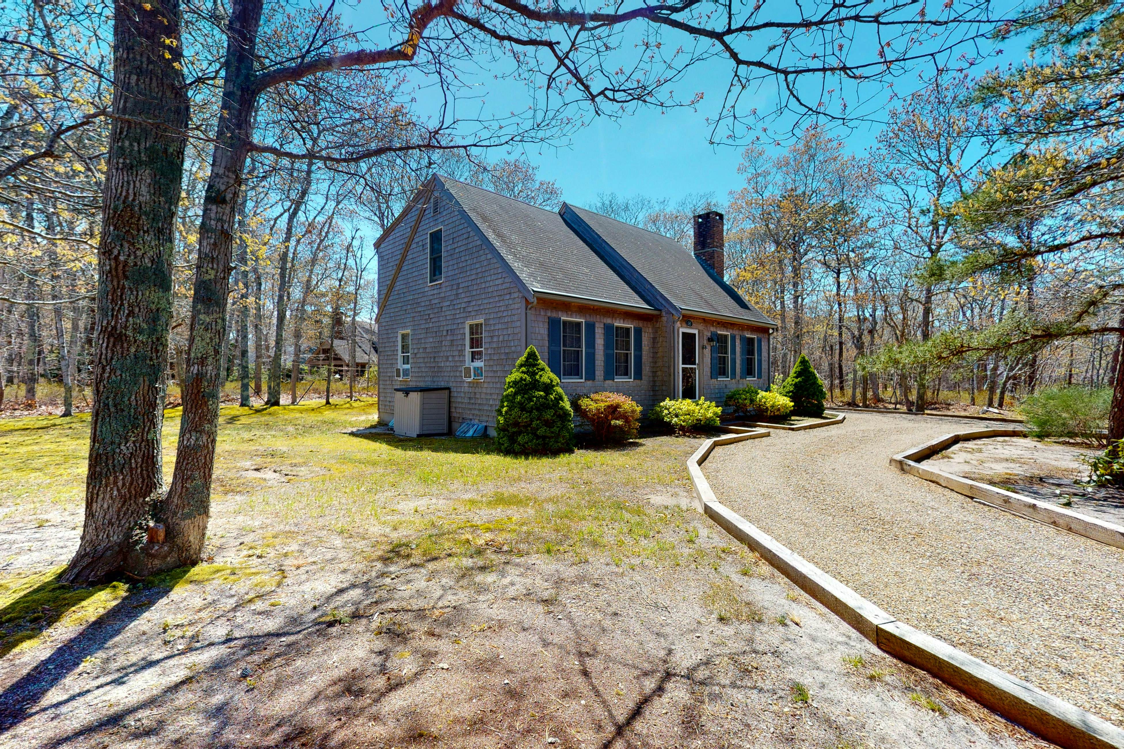 The Tranquil Heron Cottage