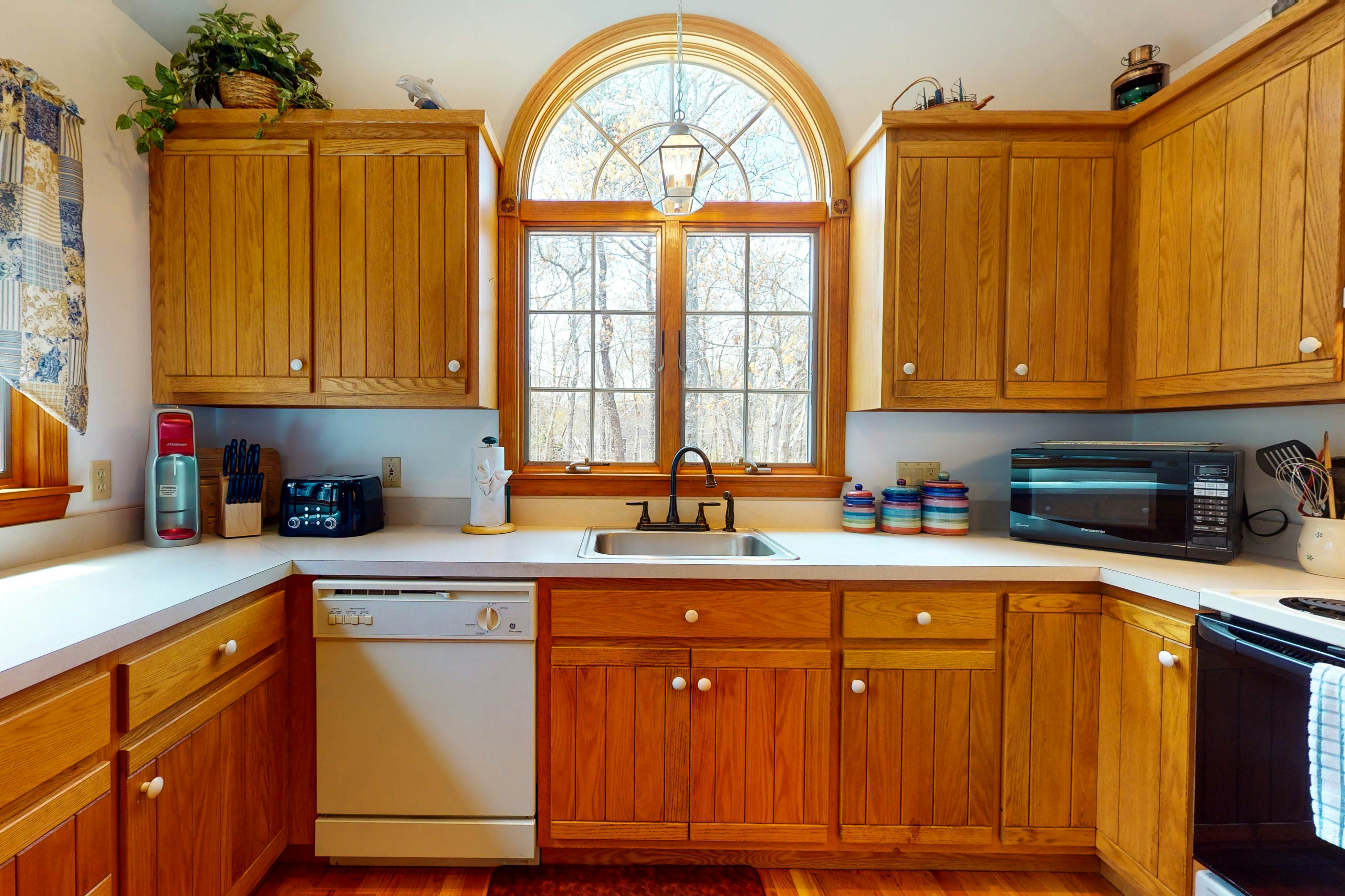 The Tranquil Heron Cottage