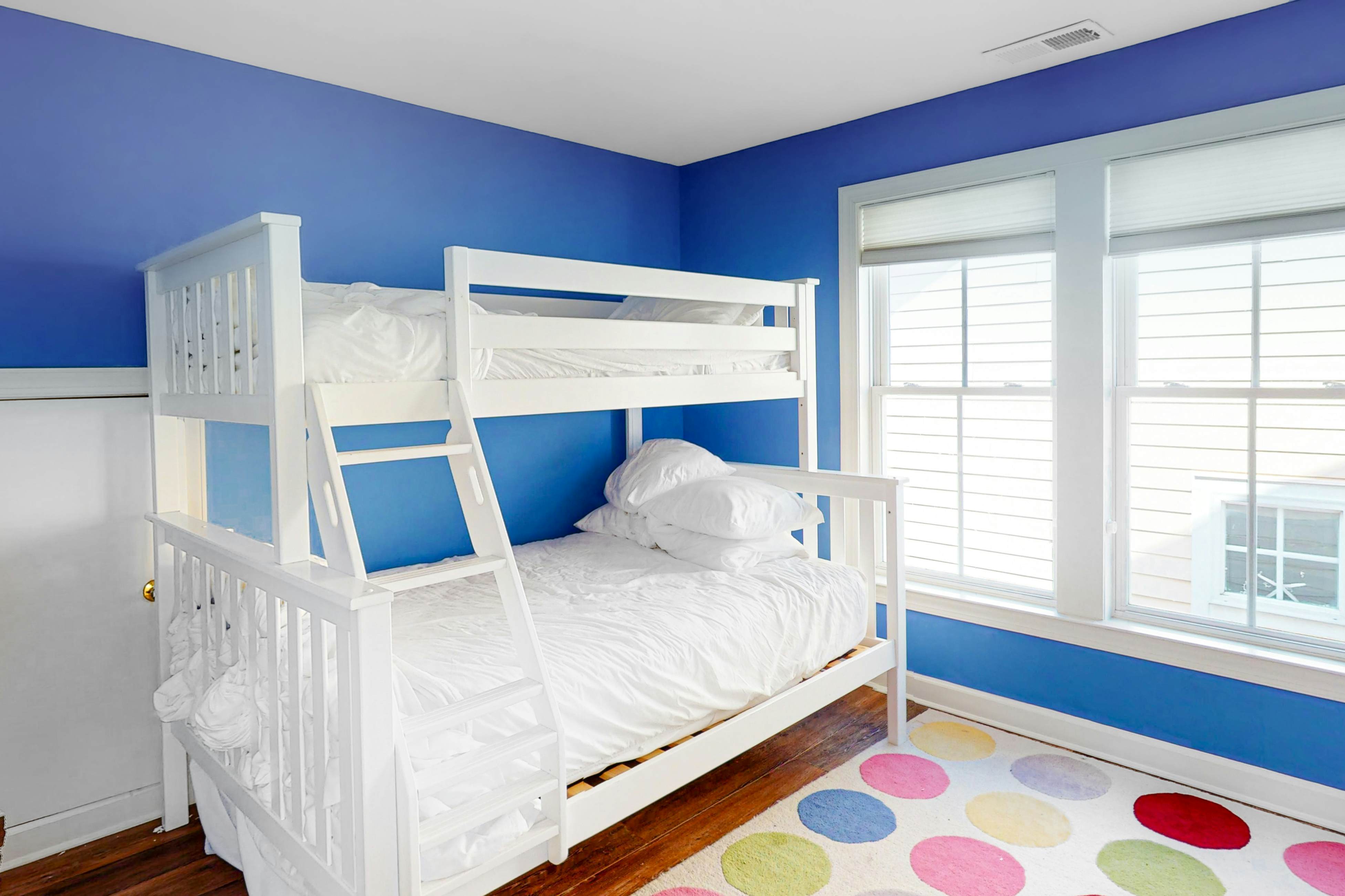 Sunset Island - Beachside Mews 1 & 2