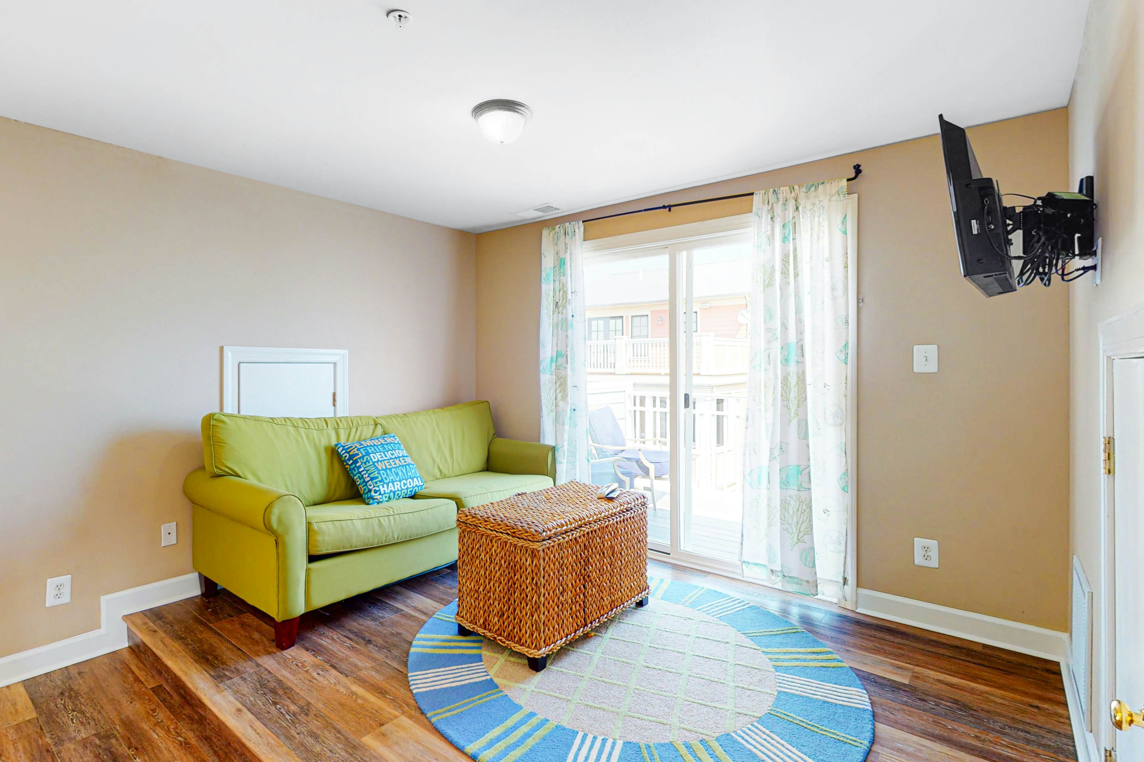 Sunset Island - Beachside Mews 1 & 2