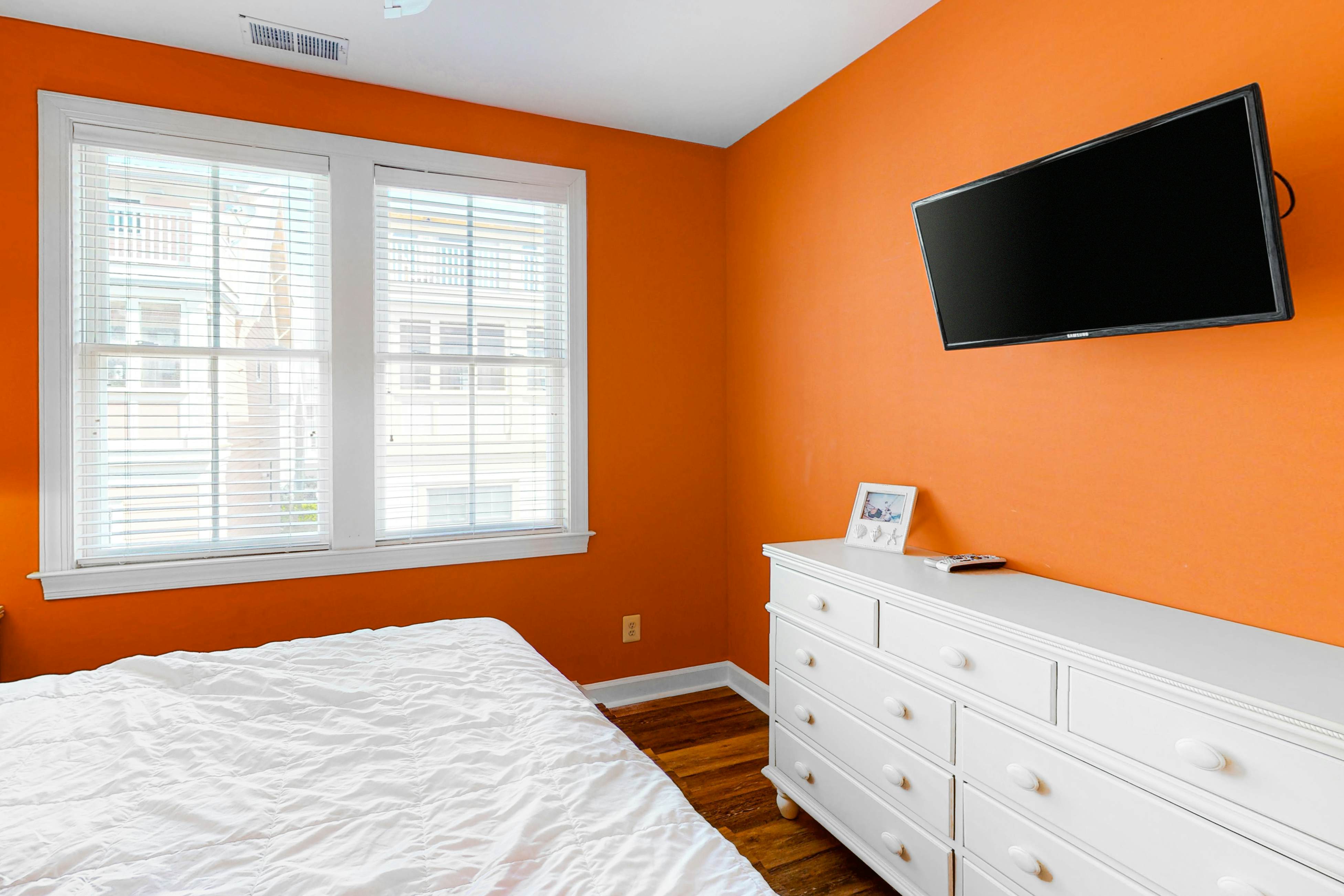 Sunset Island - Beachside Mews 1 & 2