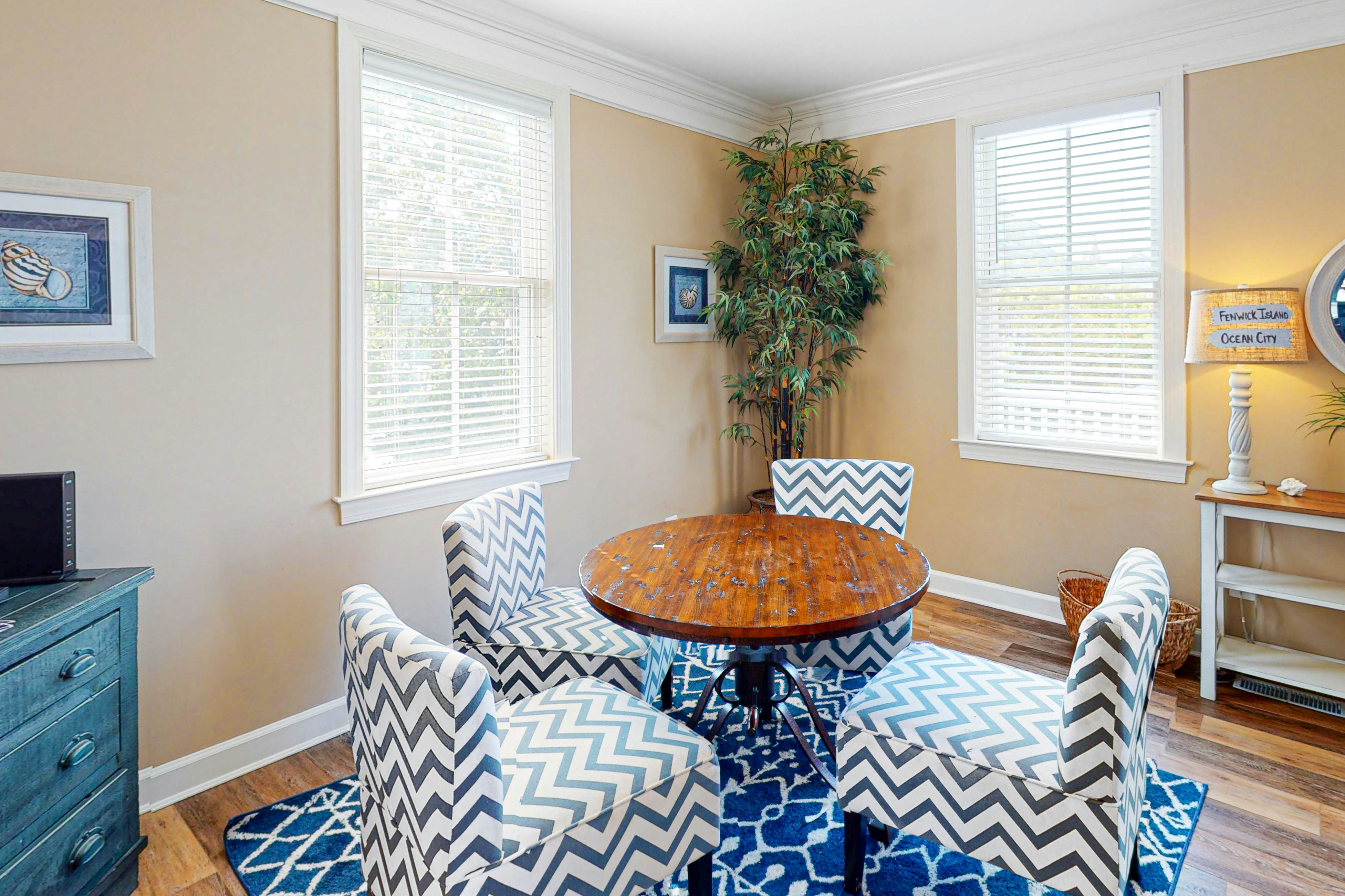 Sunset Island - Beachside Mews 1 & 2