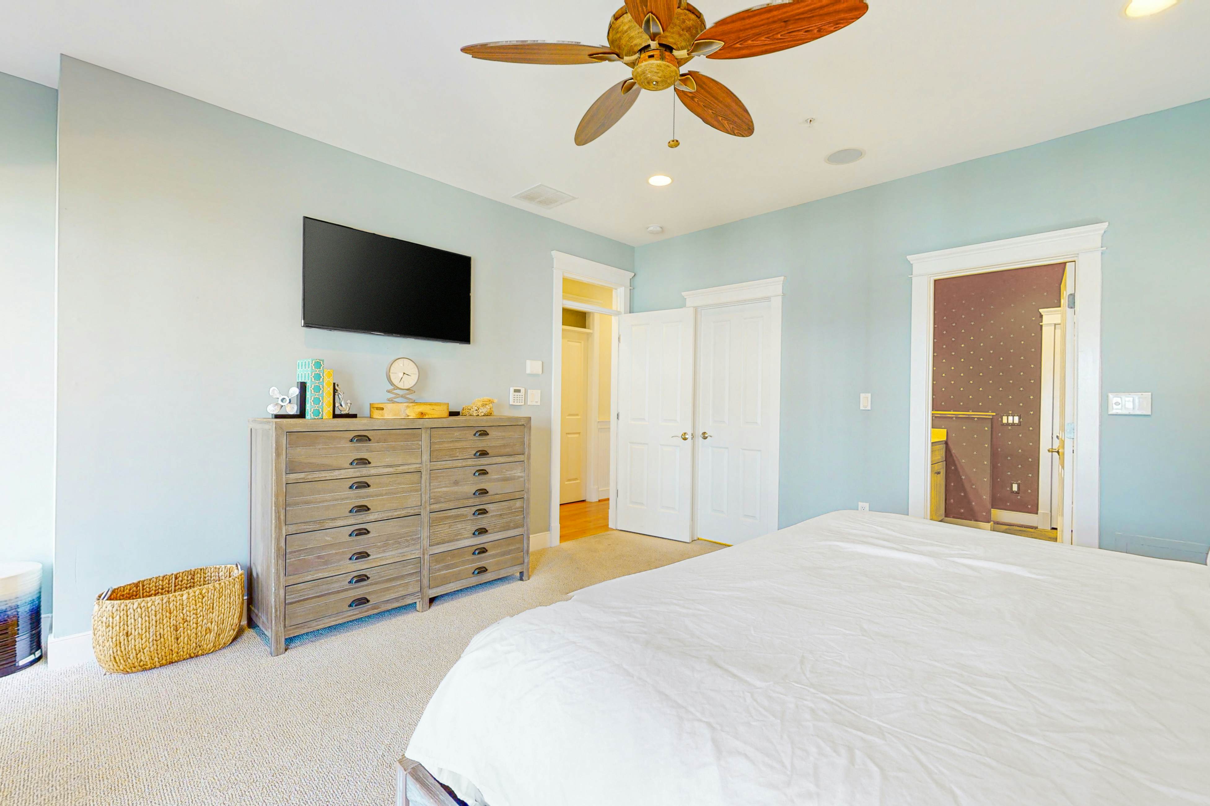 Sunset Island - Beachside Mews 1 & 2